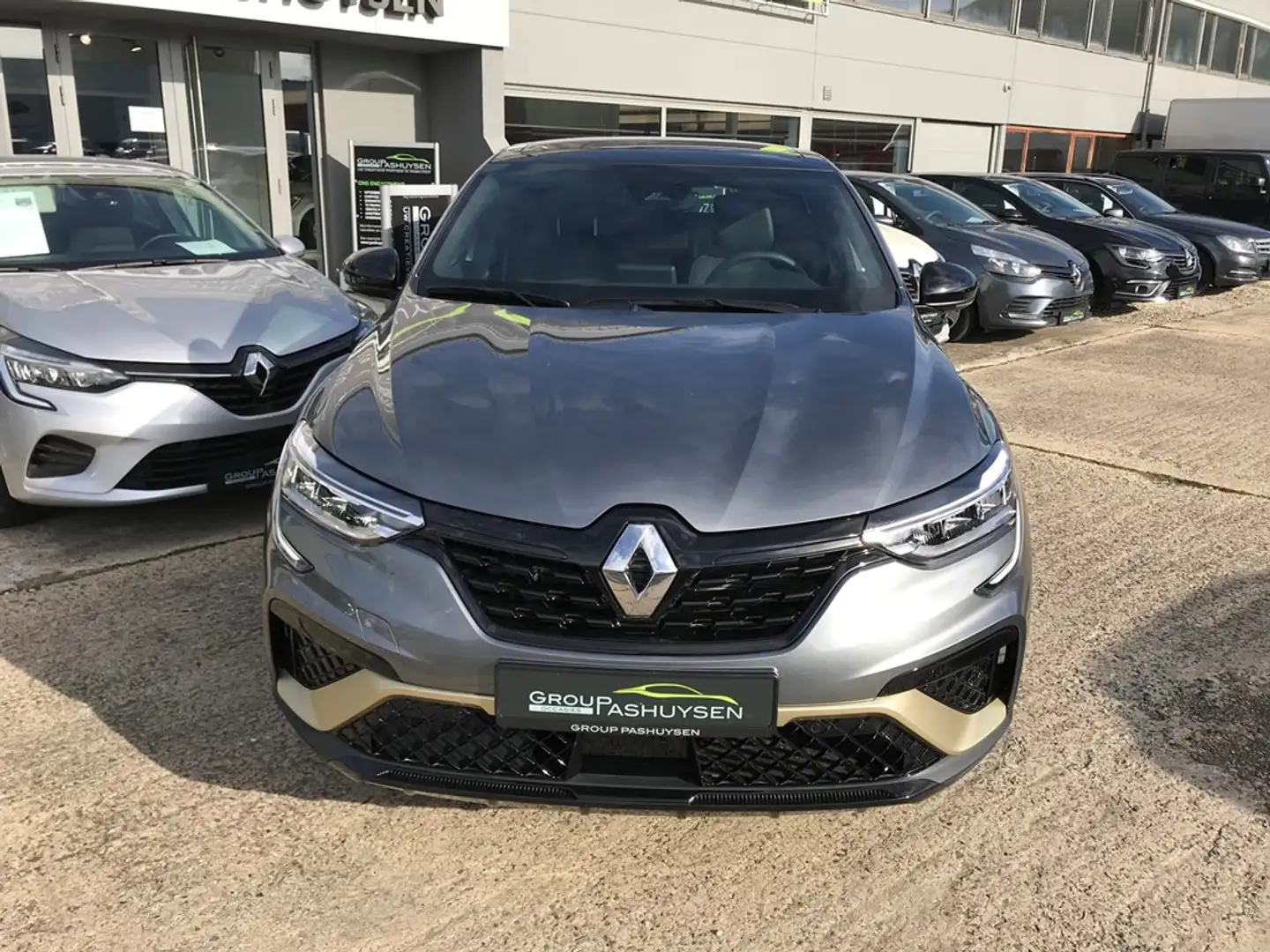 Renault Arkana E-Tech engineered hybrid 145 Grijs - 2