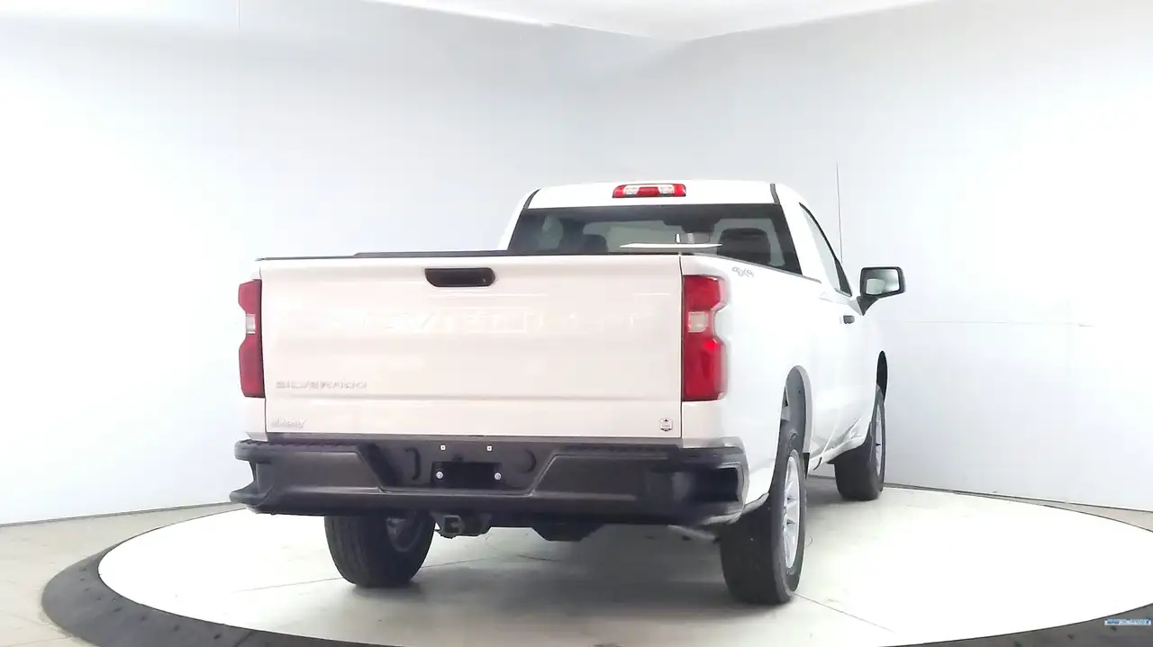 Chevrolet Silverado 1500 снимка Chevrolet Silverado 1500