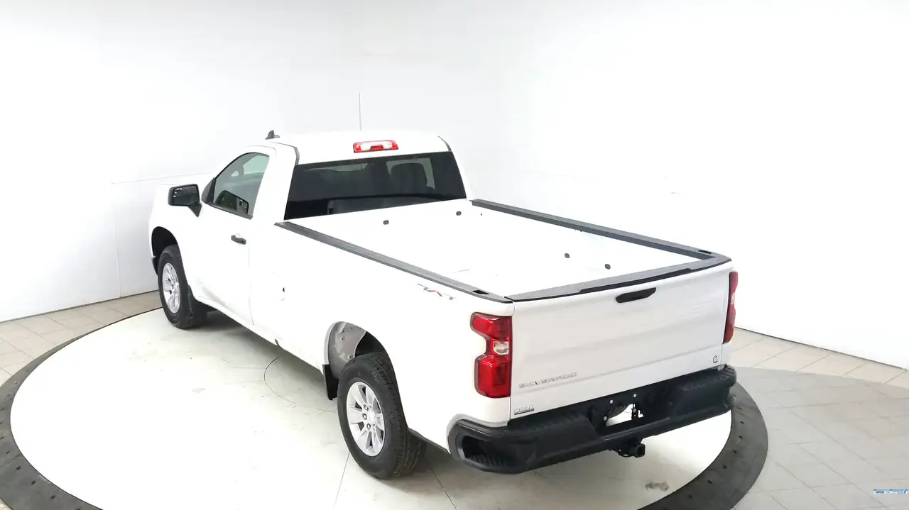 Chevrolet Silverado 1500 снимка Chevrolet Silverado 1500