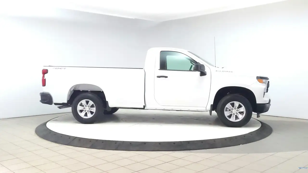 Chevrolet Silverado 1500 снимка Chevrolet Silverado 1500