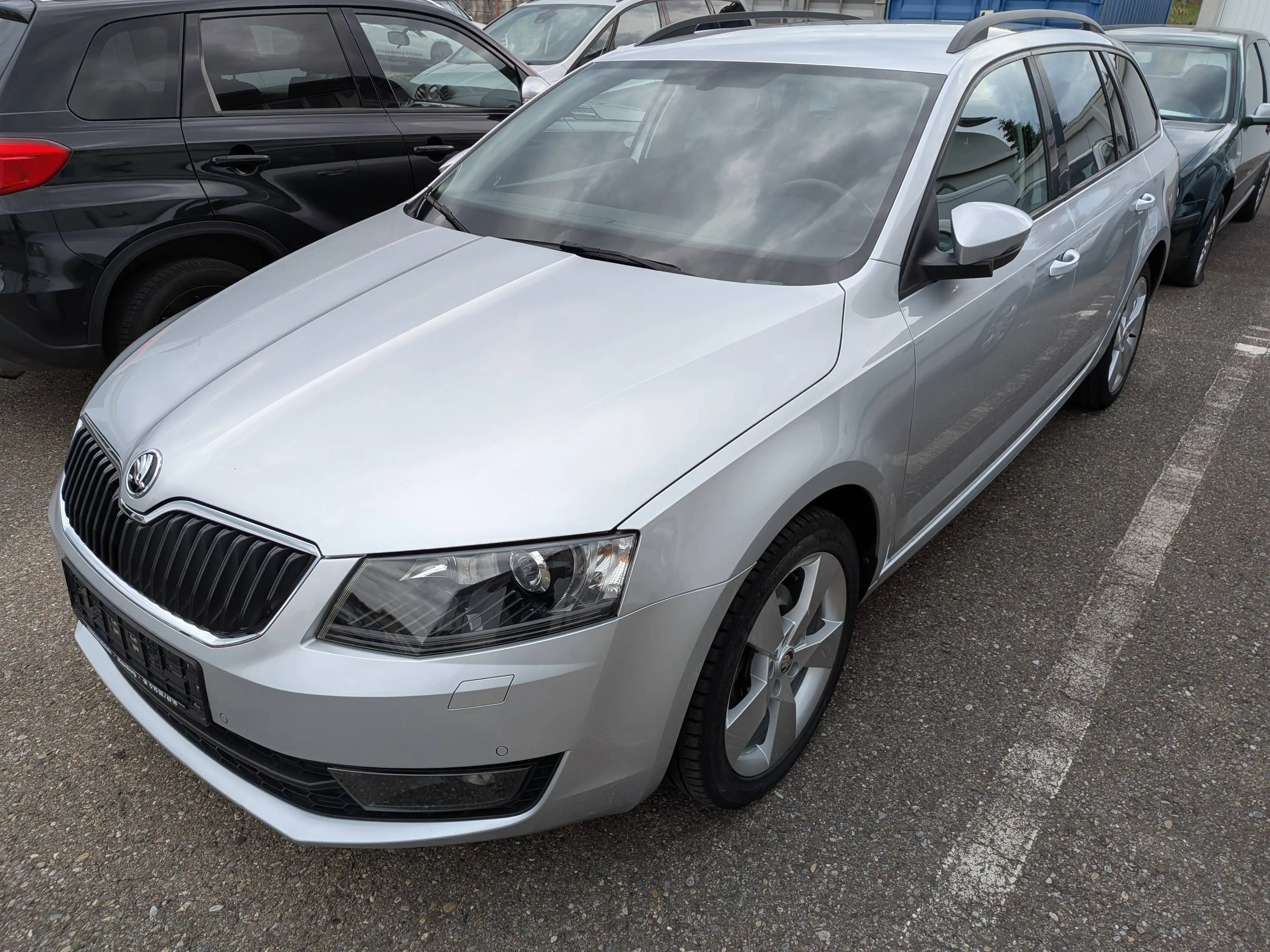 Skoda Octavia Style / abn. AHK / Navi / Lückenlos Scheckheft