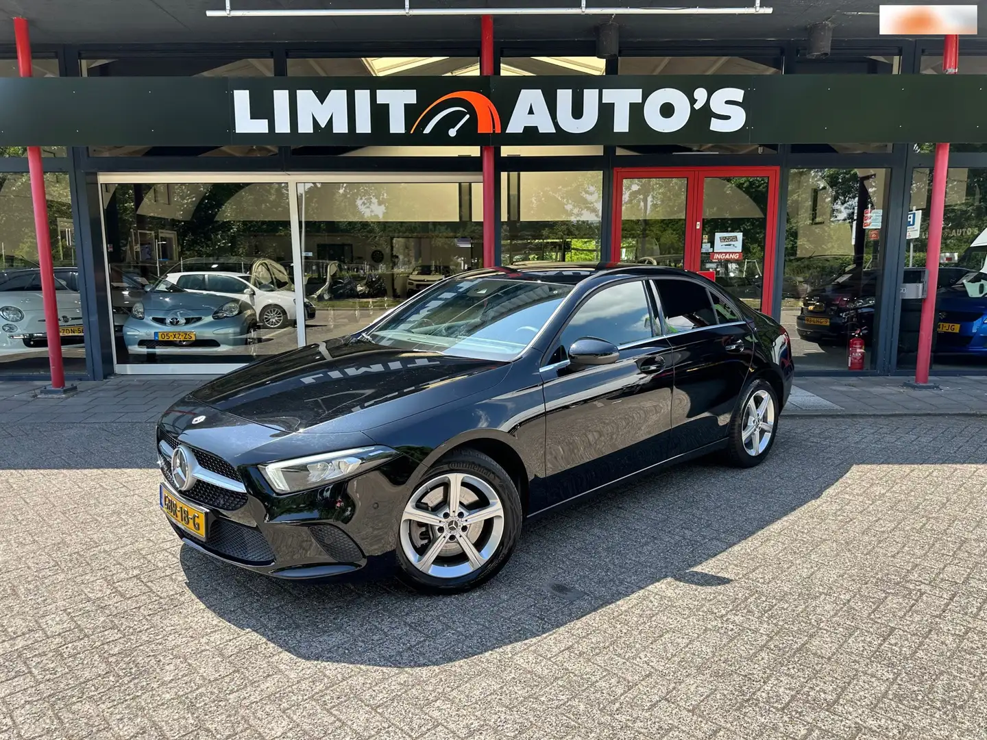 Mercedes-Benz A 250 e Luxury Line Airco/Cruise/Camera/Pdc/Navi/Garanti Zwart - 1