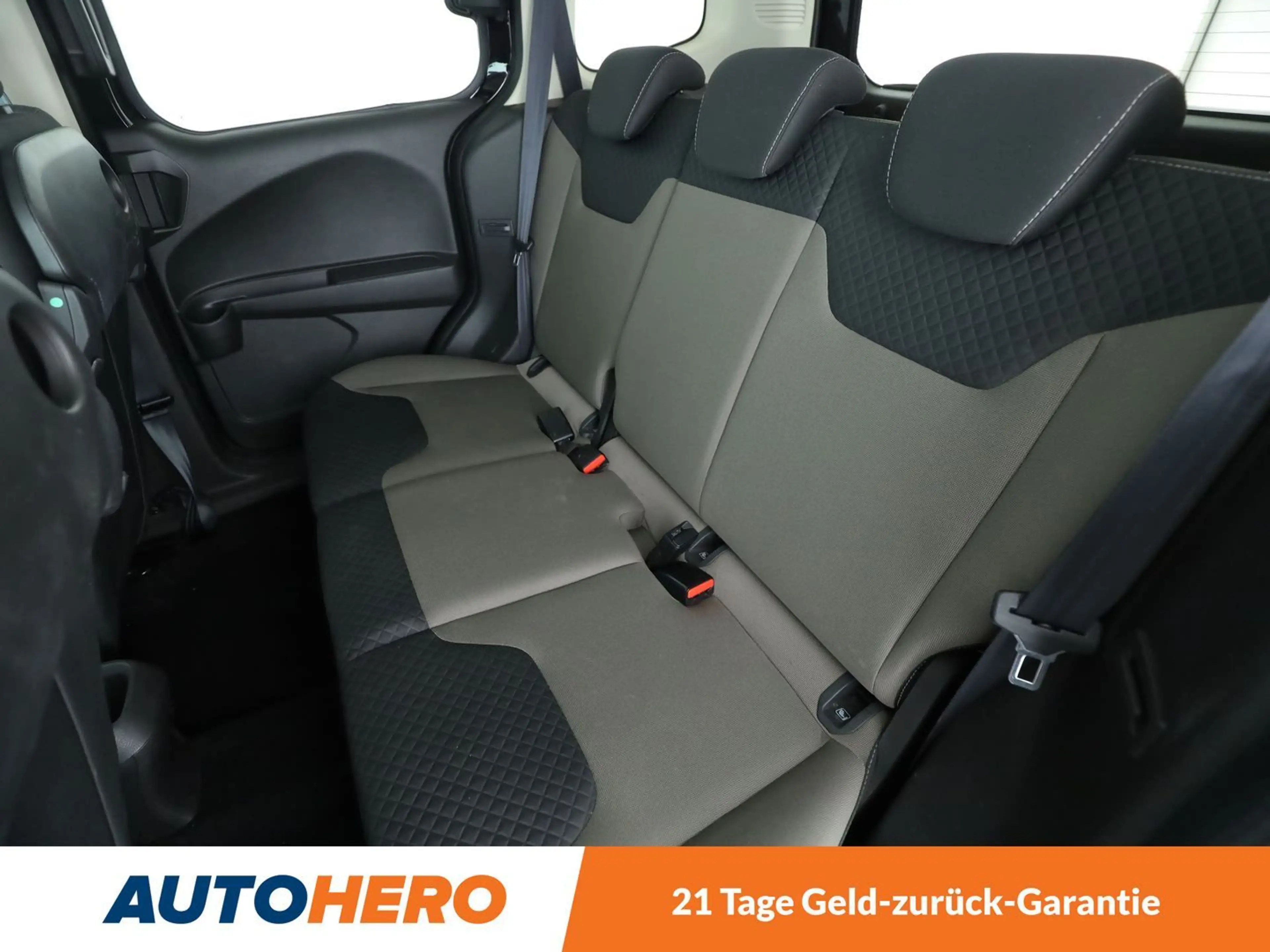 Ford Tourneo 1.0 EcoBoost Titanium*TEMPO*CAM*SHZ*KLIMA*GARANTIE — photo 15