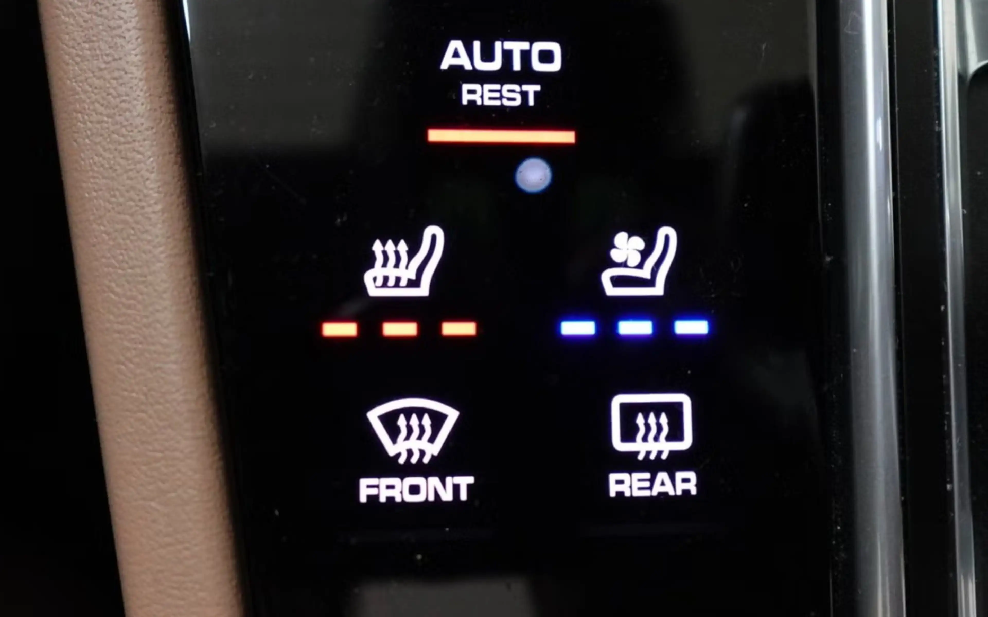 Porsche Cayenne E-Hybrid — photo 13