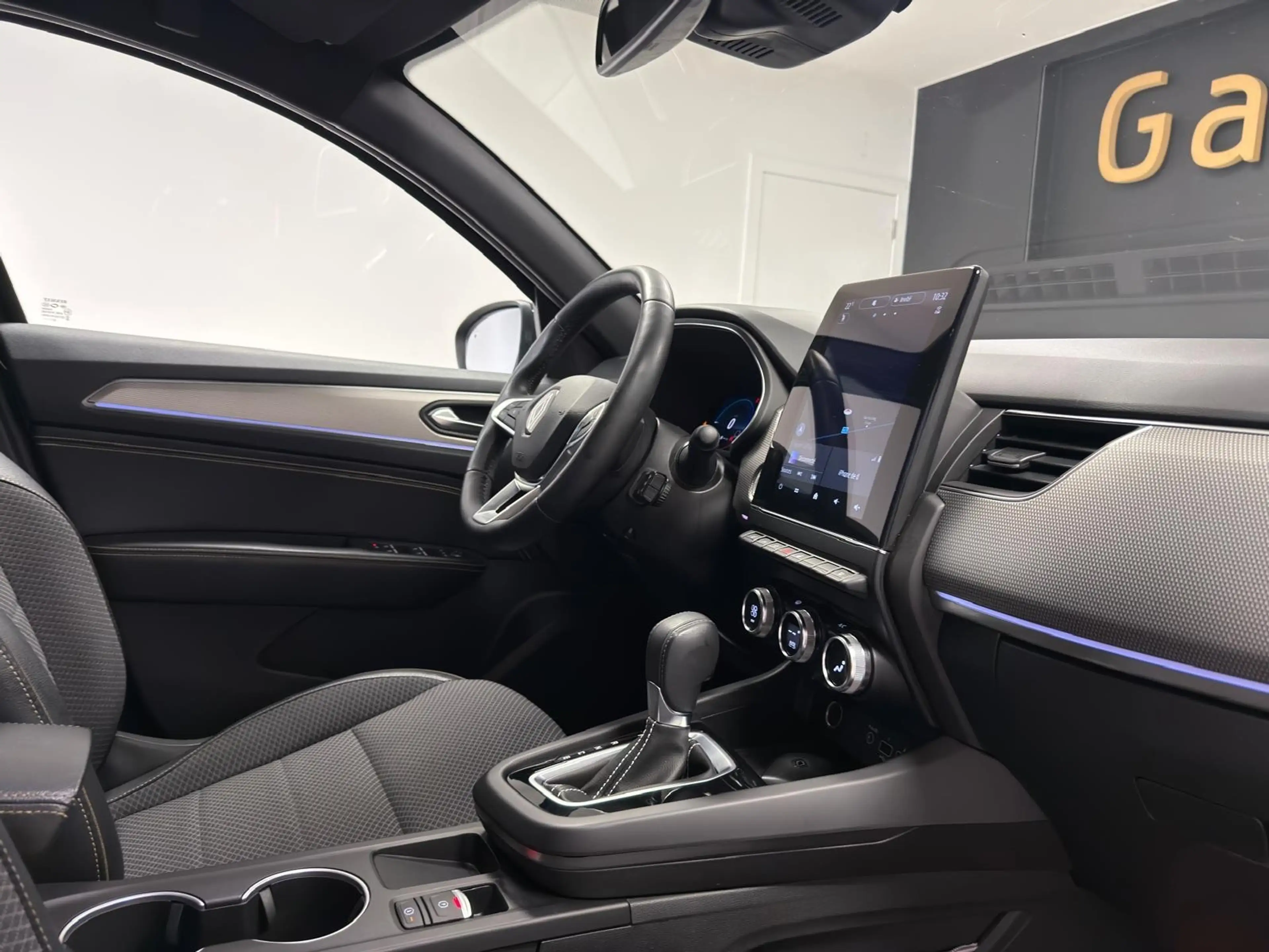 Renault Arkana E-TECH 1.6i HYBRIDE *NEW MOD**GPS+CAMERA*LED*CUIR*GARANTIE 12MOIS* — photo 13