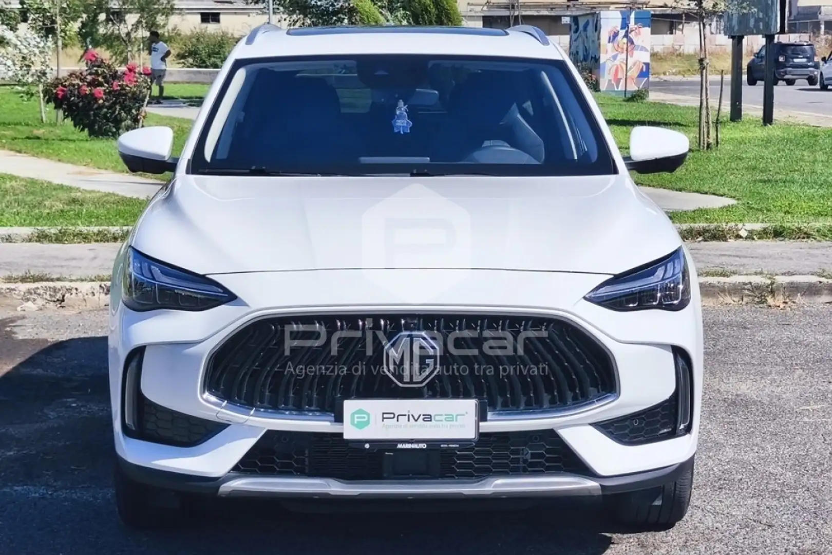 MG EHS Plug-in Hybrid Luxury Bianco - 2
