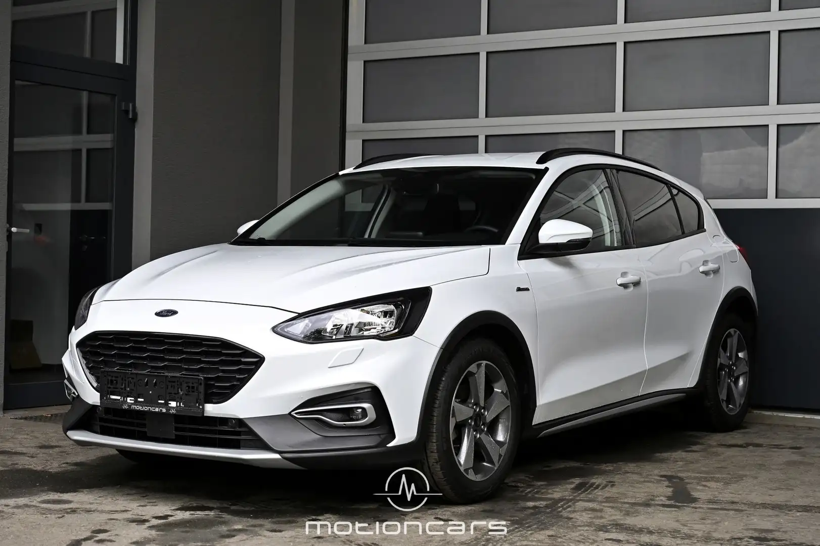 Ford Focus 1.0 EcoBoost Active Start/Stopp Pickerl NEU Weiß - 1