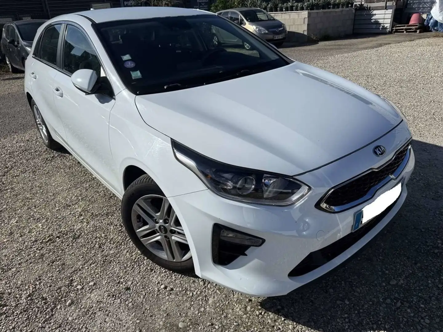 Kia Ceed / cee'd II 1.0 T-GDi 100ch ISG Active Business Blanc - 1