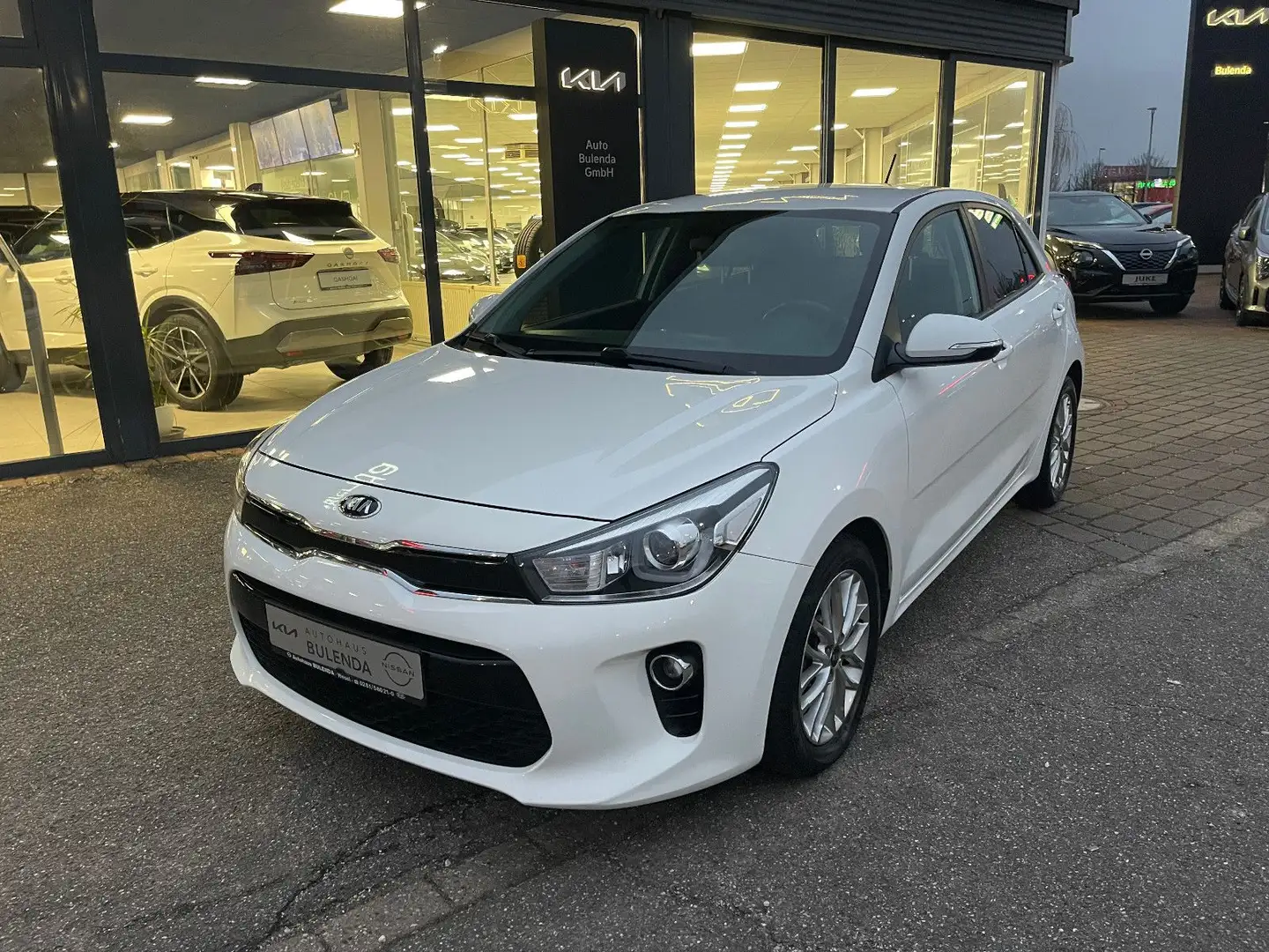 Kia Rio 1.2 Dream Team Navi AWR Wit - 2