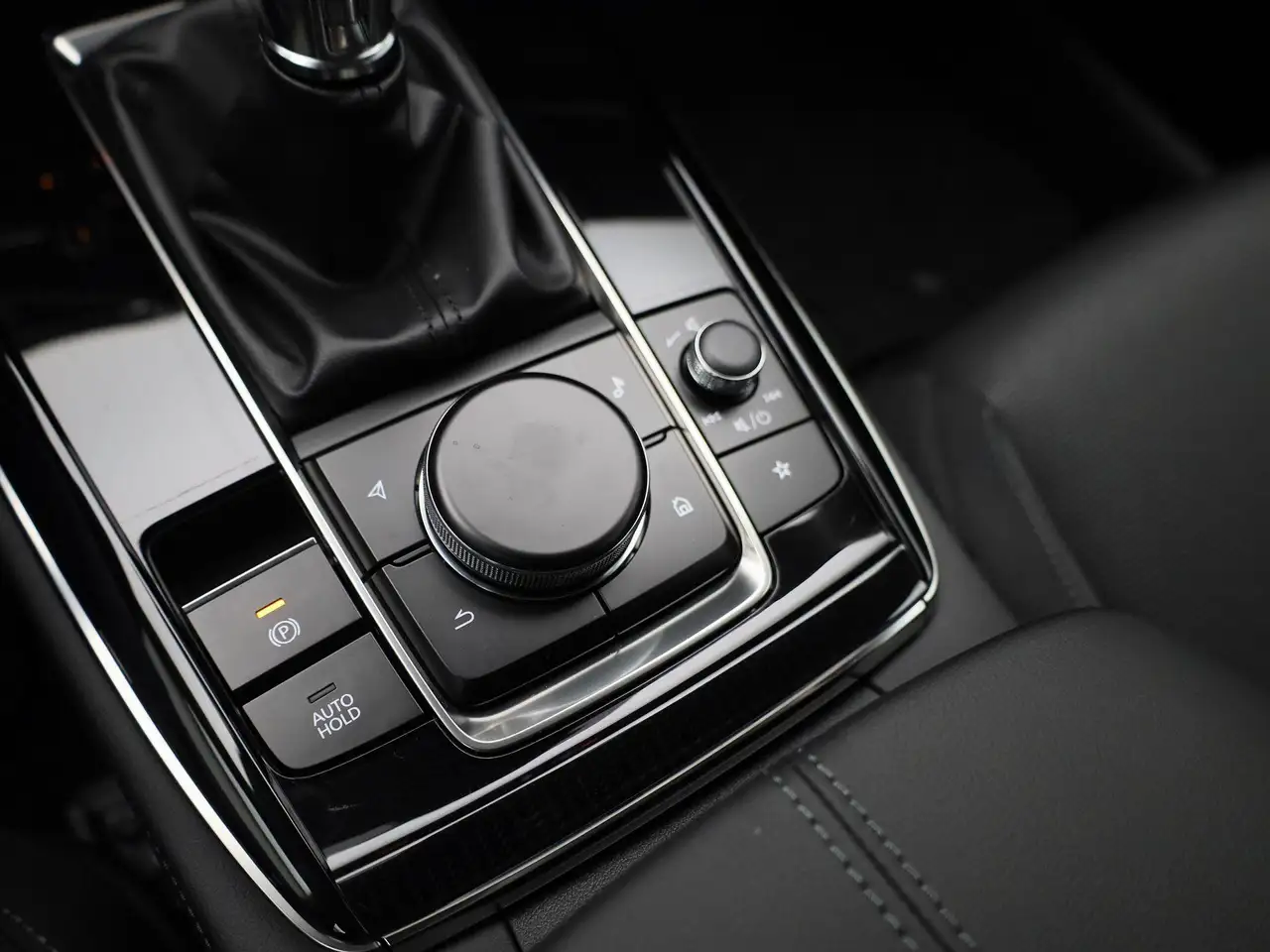 Mazda CX-30 2.0 e-Skyactiv X 137kW Skydrive Business, миниатюра 23