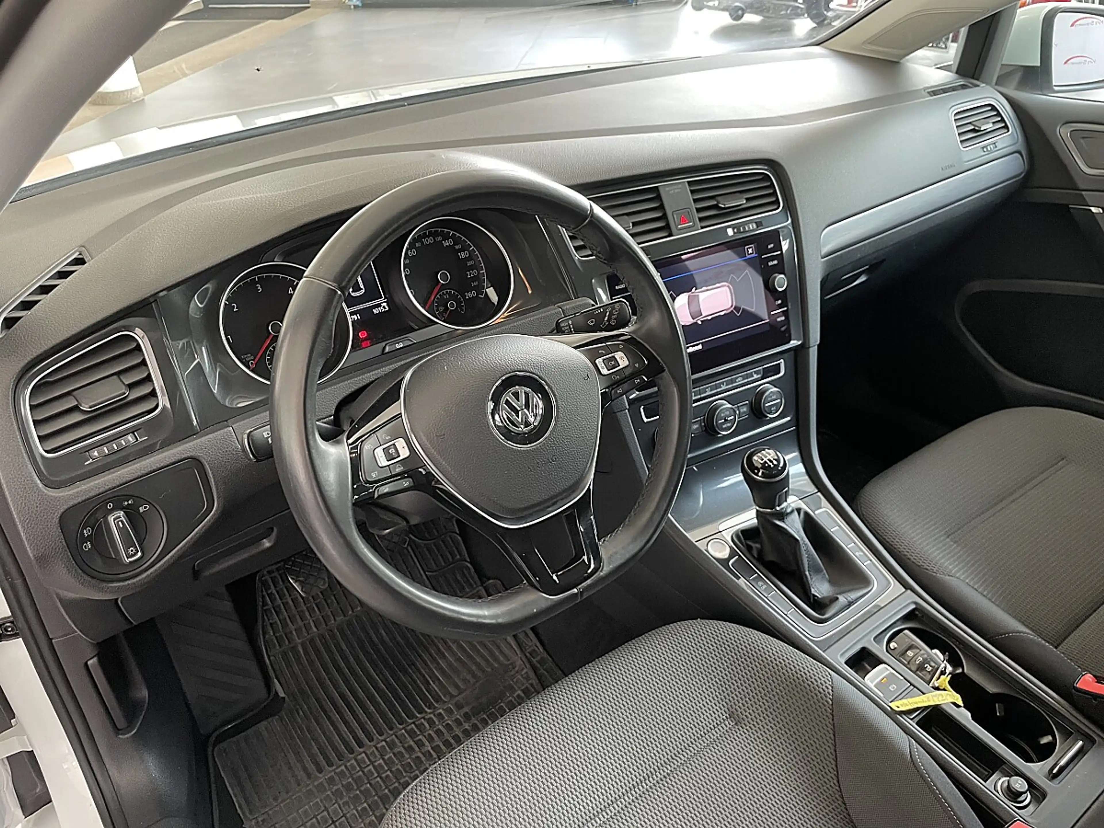 Volkswagen Golf R abbit 1,6 TDI — photo 10