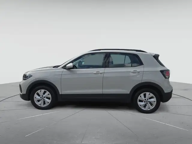 Volkswagen T-Cross view 6