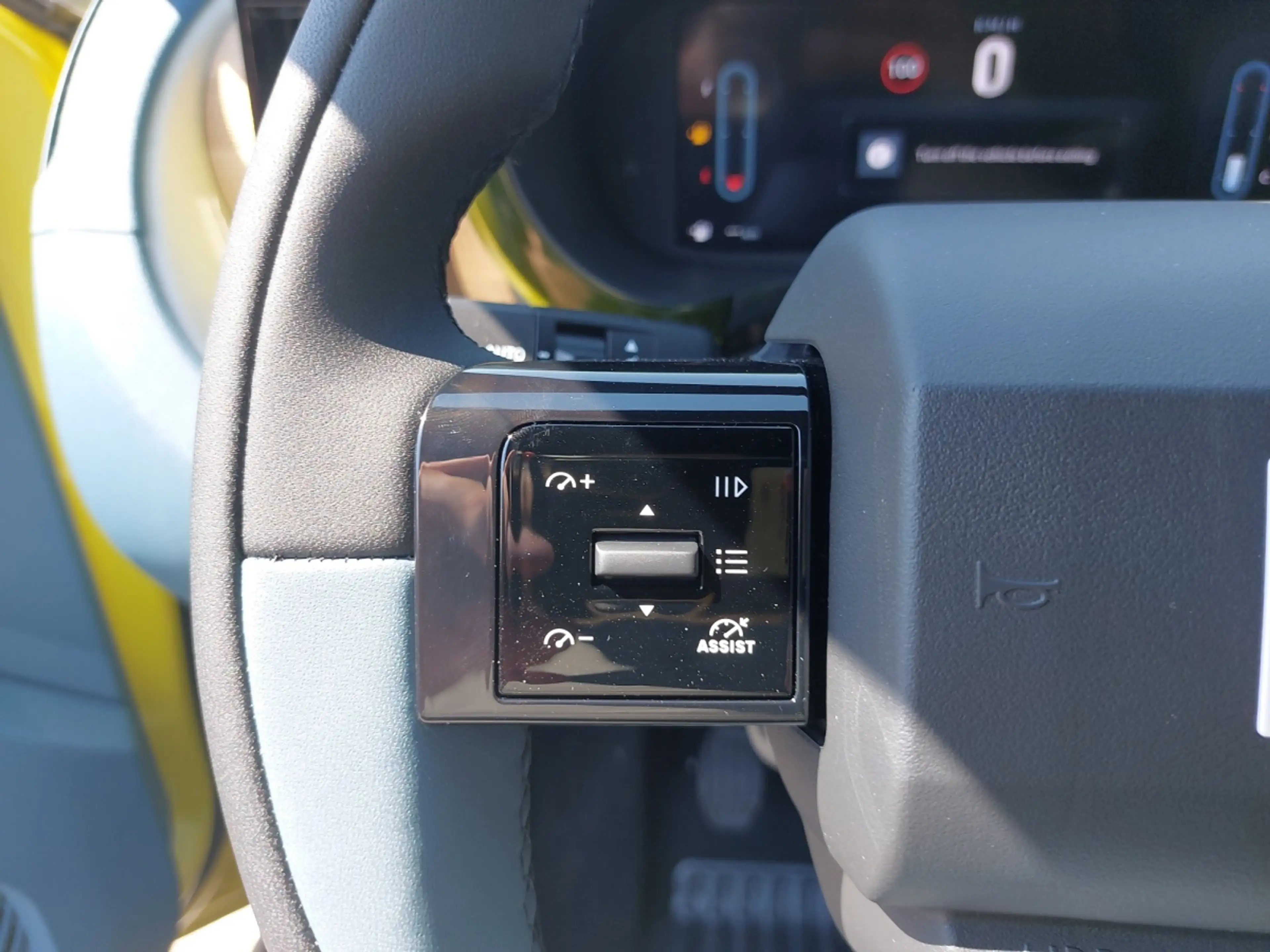 Fiat Grande Panda Benzin 1.2 T-Gen3 La Prima — photo 16
