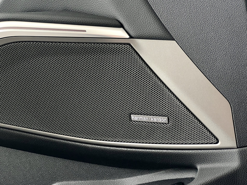 BMW 340 M340d xDrive Touring M-Pro ACC 360° AHK Pano H/K — photo 11