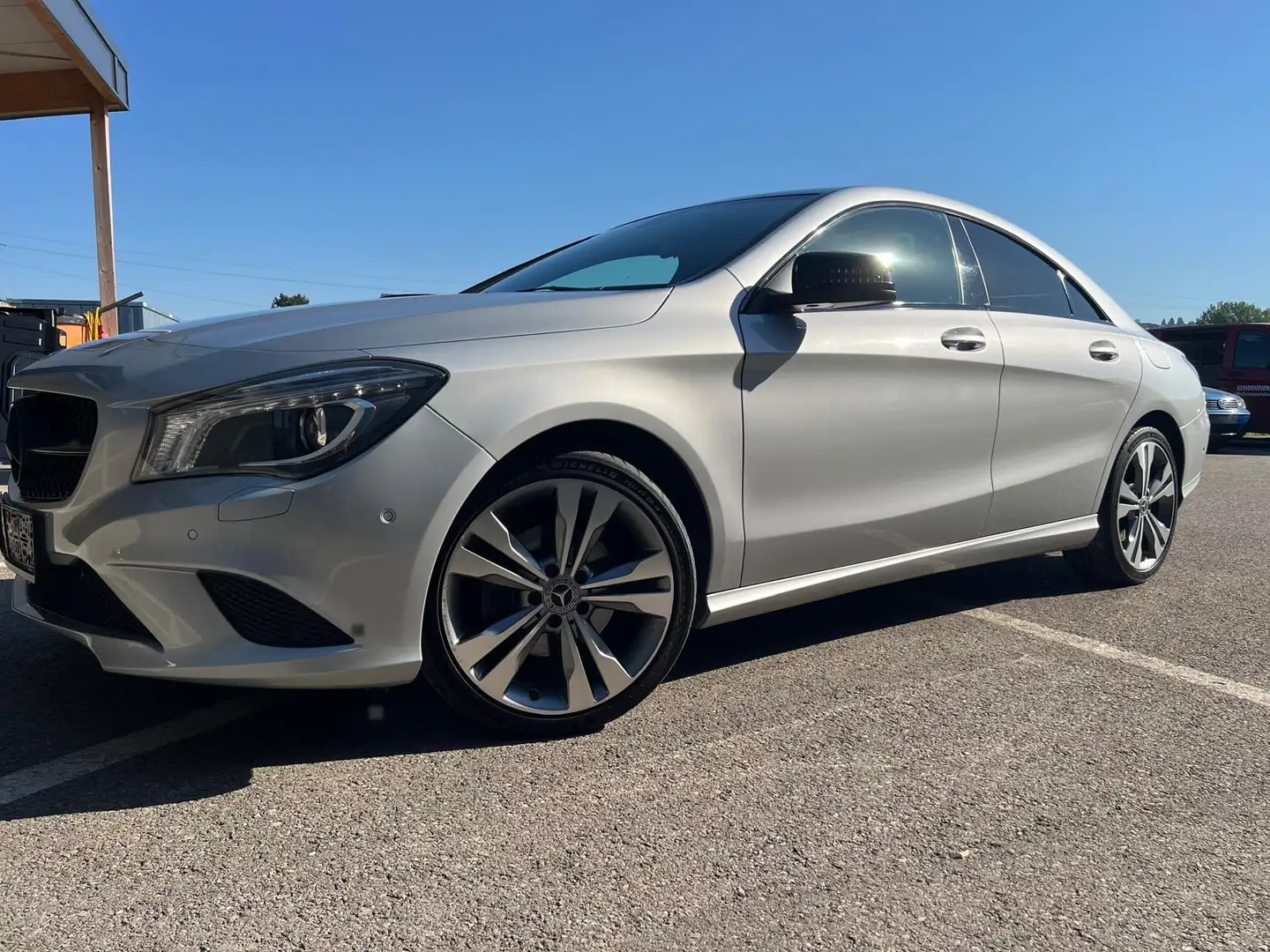 Mercedes-Benz CLA 220 CDI Aut. Grau - 1