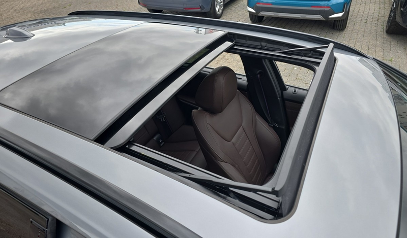 BMW 320 d xDr.Tour. M-Sport Pro+AHK+Standh.+PANO+aLED+19"+ — photo 10