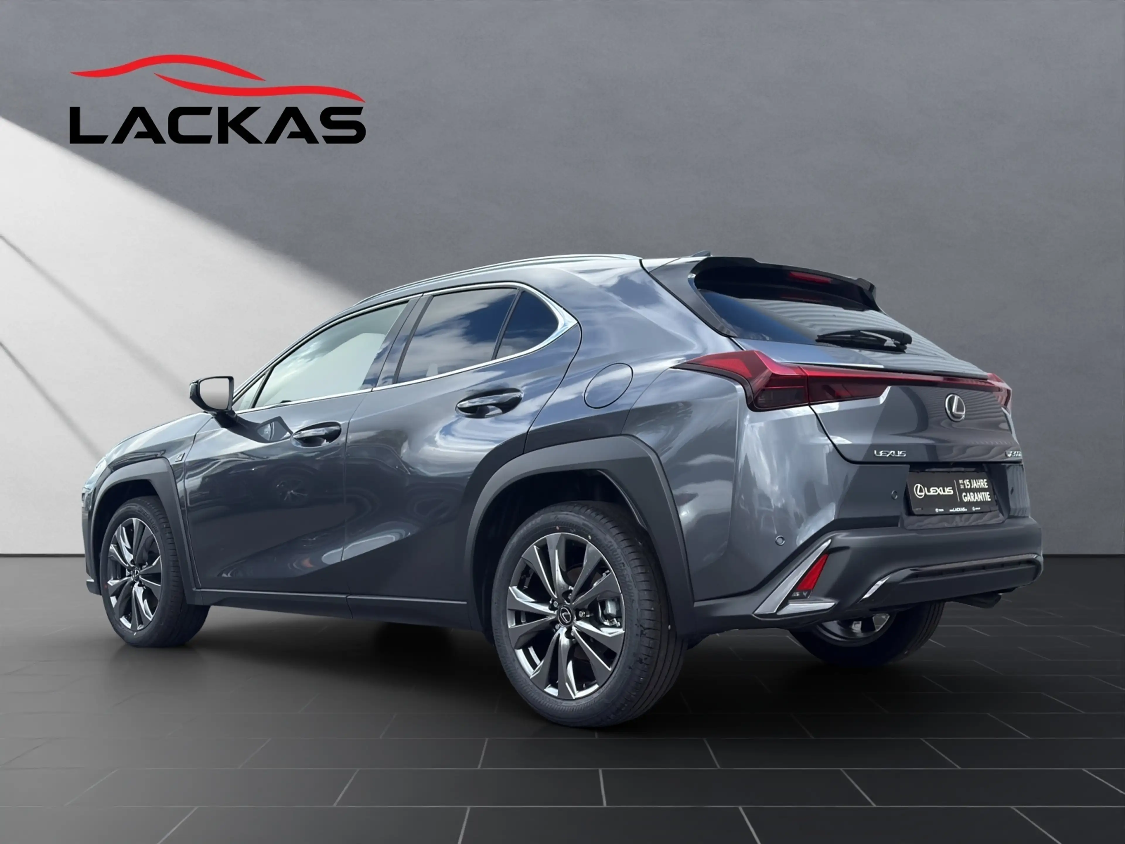 Lexus UX 250h 300 h F Sport Design Tech-Paket — photo 3