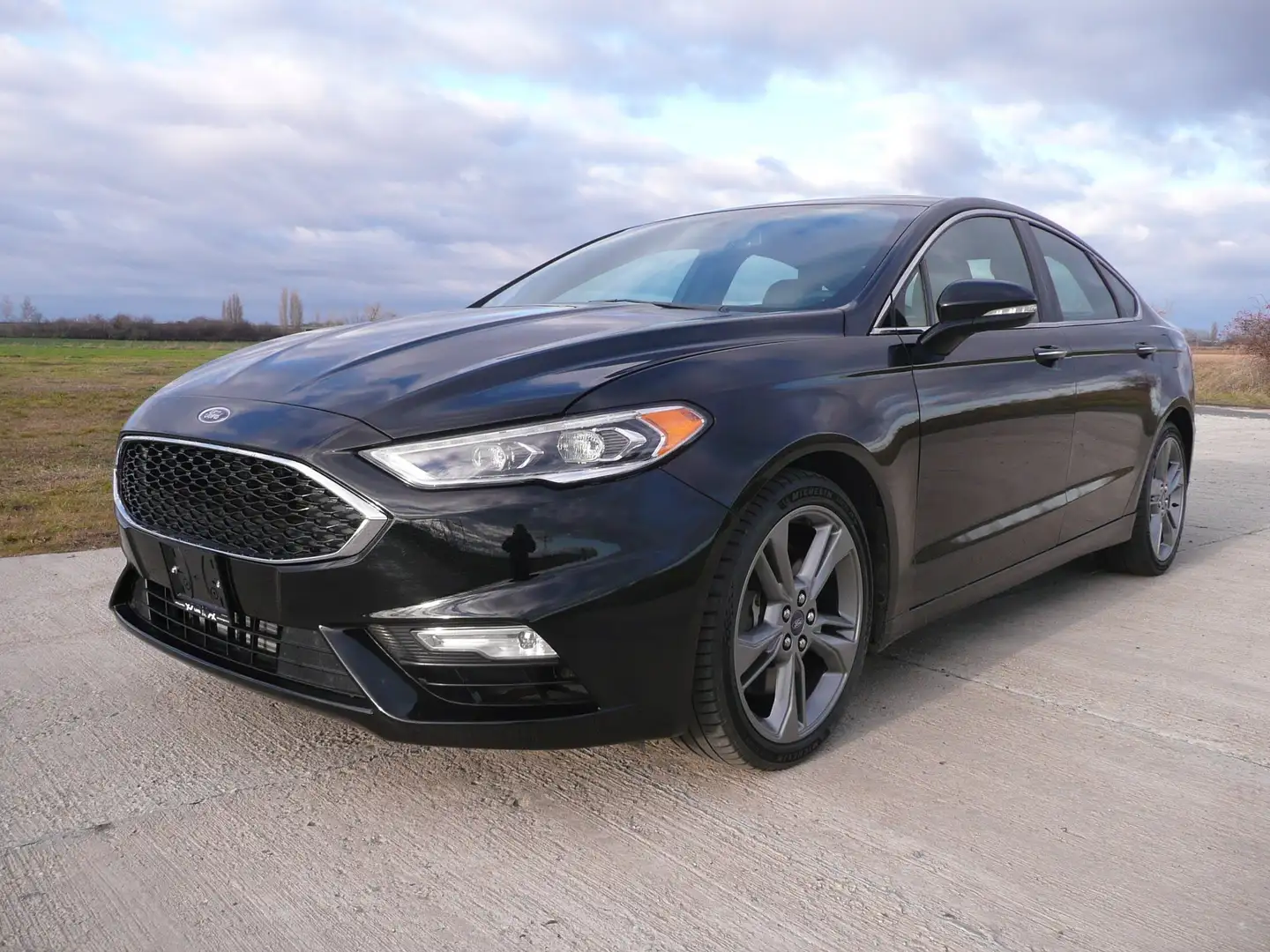 Ford Mondeo USA Fusion Sport 2.7 V6 Biturbo AWD Siyah - 1