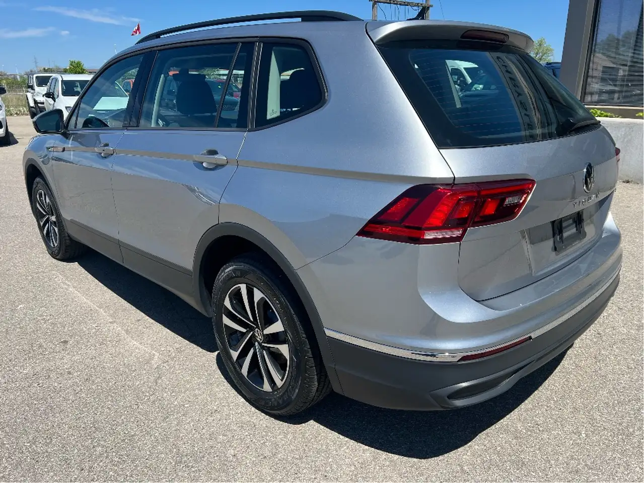 Volkswagen Tiguan снимка Volkswagen Tiguan