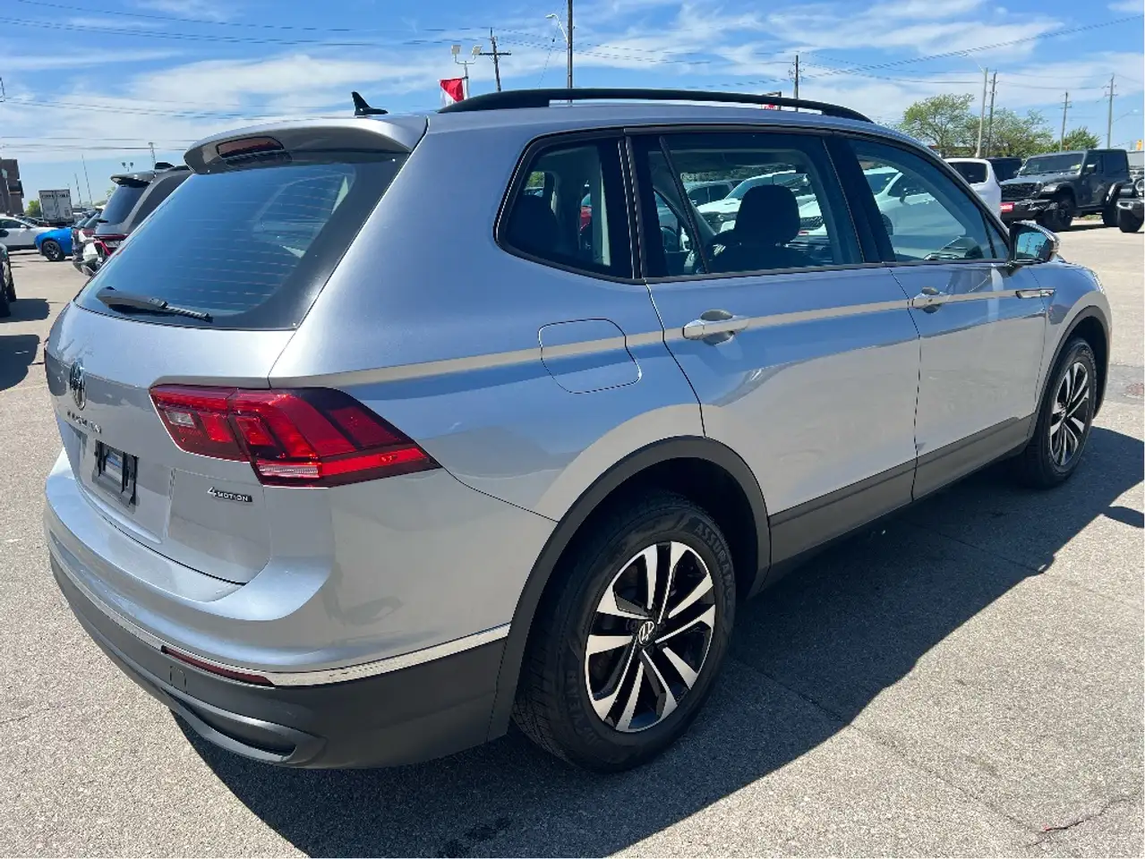 Volkswagen Tiguan снимка Volkswagen Tiguan