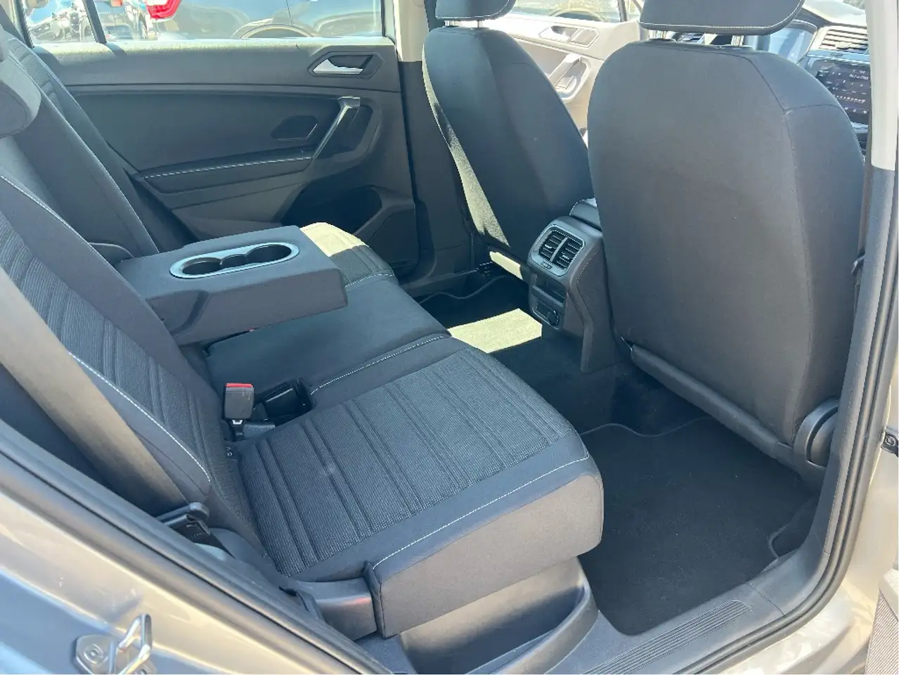 Volkswagen Tiguan снимка Volkswagen Tiguan