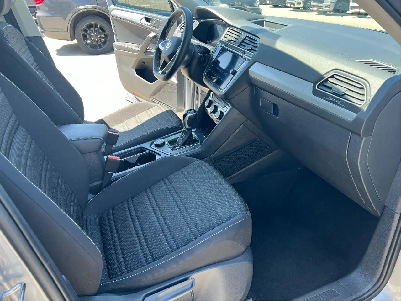 Volkswagen Tiguan снимка Volkswagen Tiguan