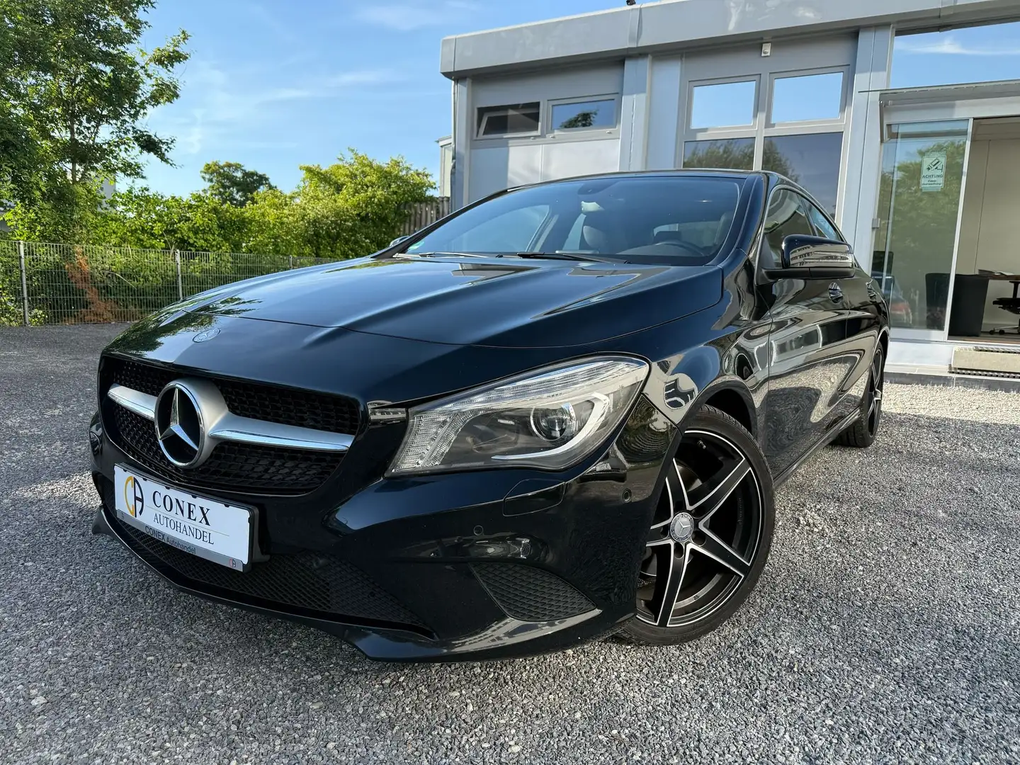 Mercedes-Benz CLA 220 CLA 220 CDI Lim. Automatik *NAV*XEN*LEDER*AHK*PDC* Negro - 1