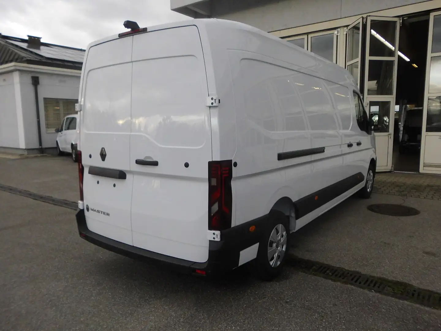 Renault Master Master Kasten L3H2 3,5t dCi 150 Weiß - 2