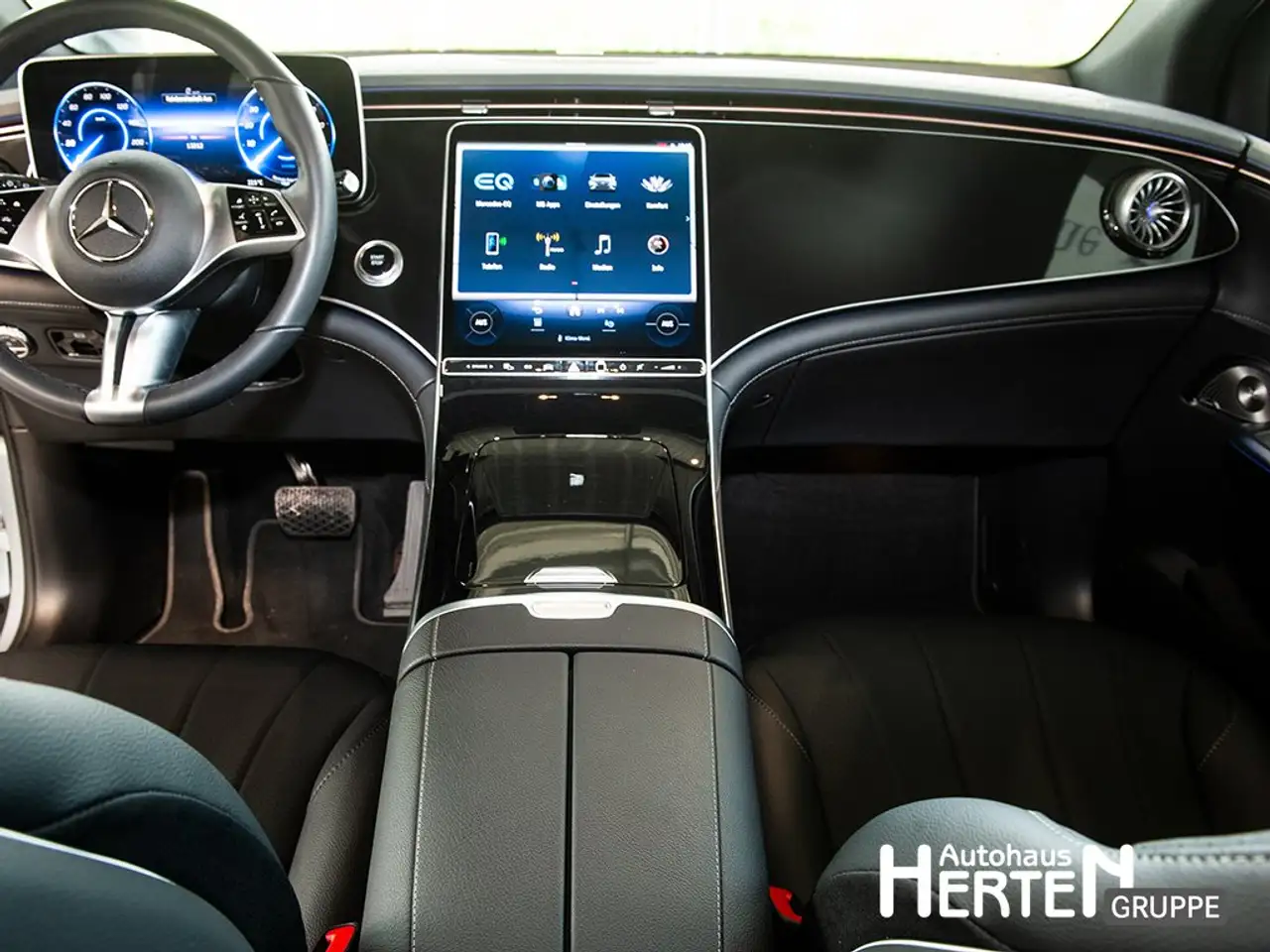 Mercedes-Benz EQE 300 SUV+ELECTRIC-ART+PANO+360°+AHK+BURMESTER 10