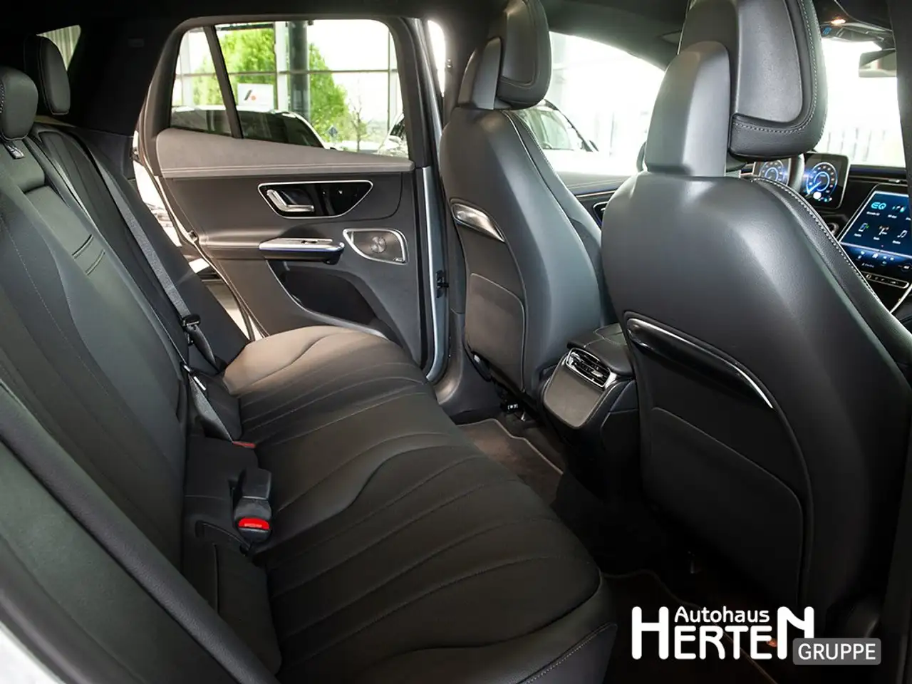 Mercedes-Benz EQE 300 SUV+ELECTRIC-ART+PANO+360°+AHK+BURMESTER 17