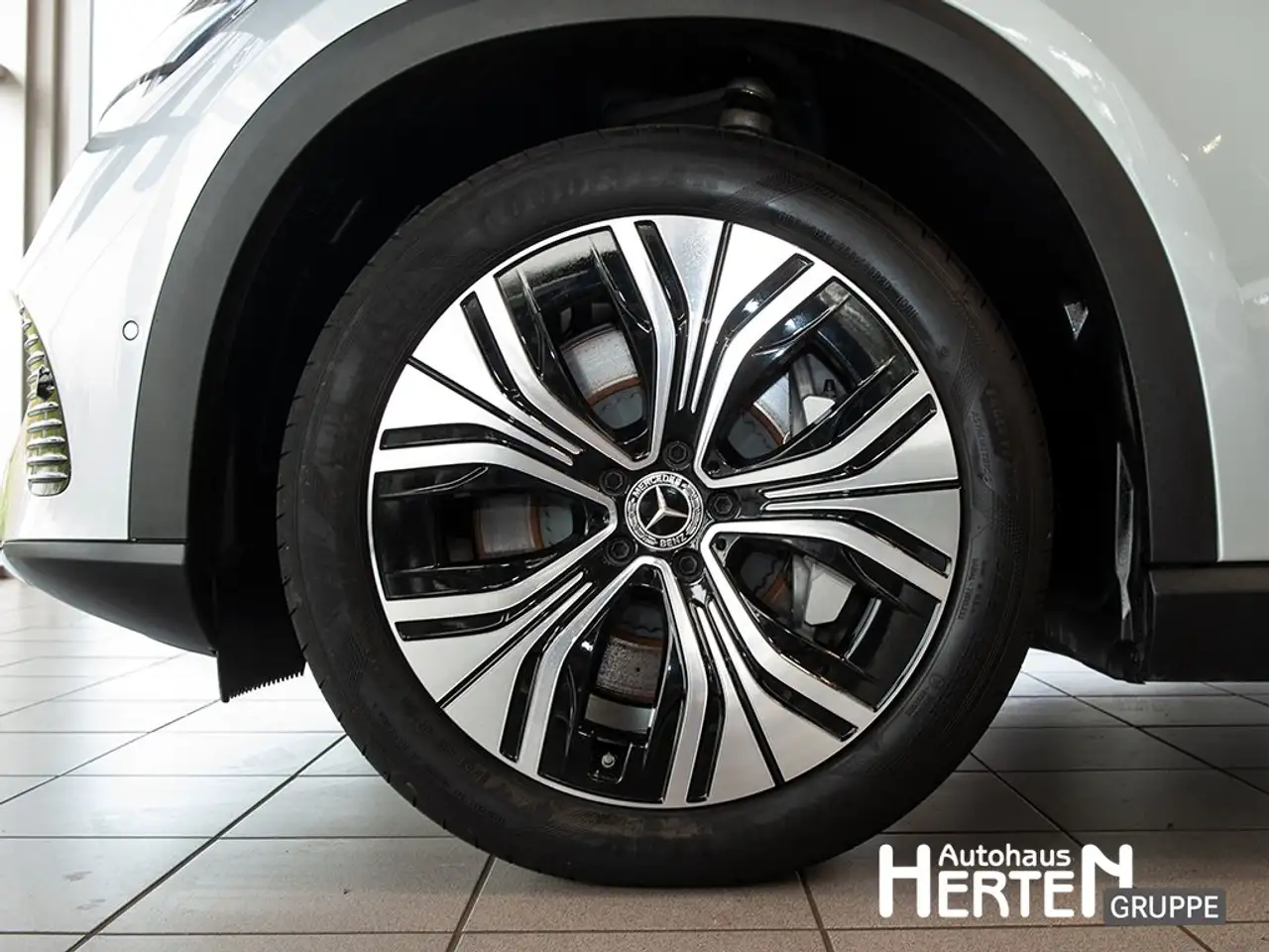 Mercedes-Benz EQE 300 SUV+ELECTRIC-ART+PANO+360°+AHK+BURMESTER 5