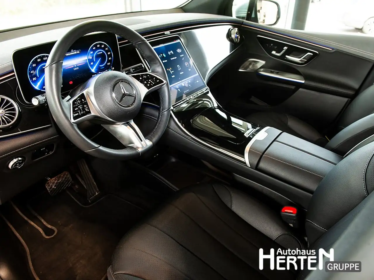 Mercedes-Benz EQE 300 SUV+ELECTRIC-ART+PANO+360°+AHK+BURMESTER 8