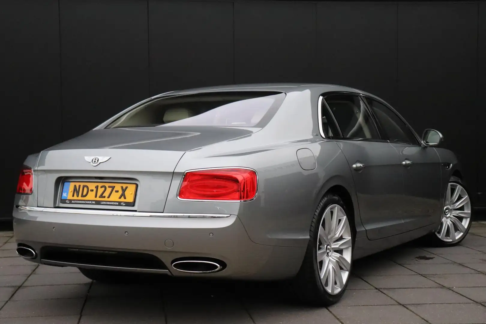 Bentley Flying Spur 6.0 W12 | LEDER | SCHUIFDAK | KERAMISCH | NAIM SOU Grau - 2