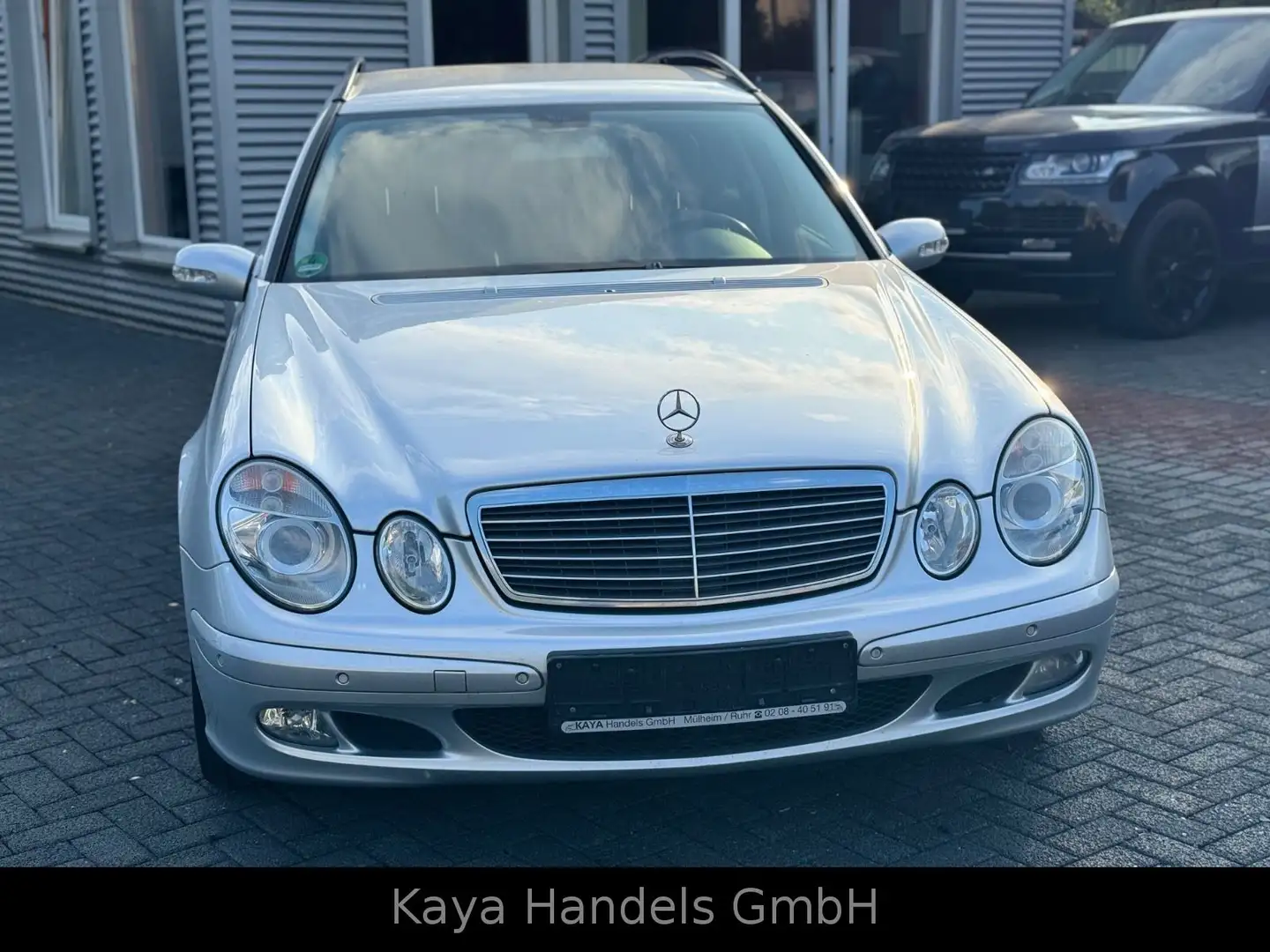 Mercedes-Benz E 200 T Kompressor Automatik/Leder/18"/SPORT Gümüş rengi - 2