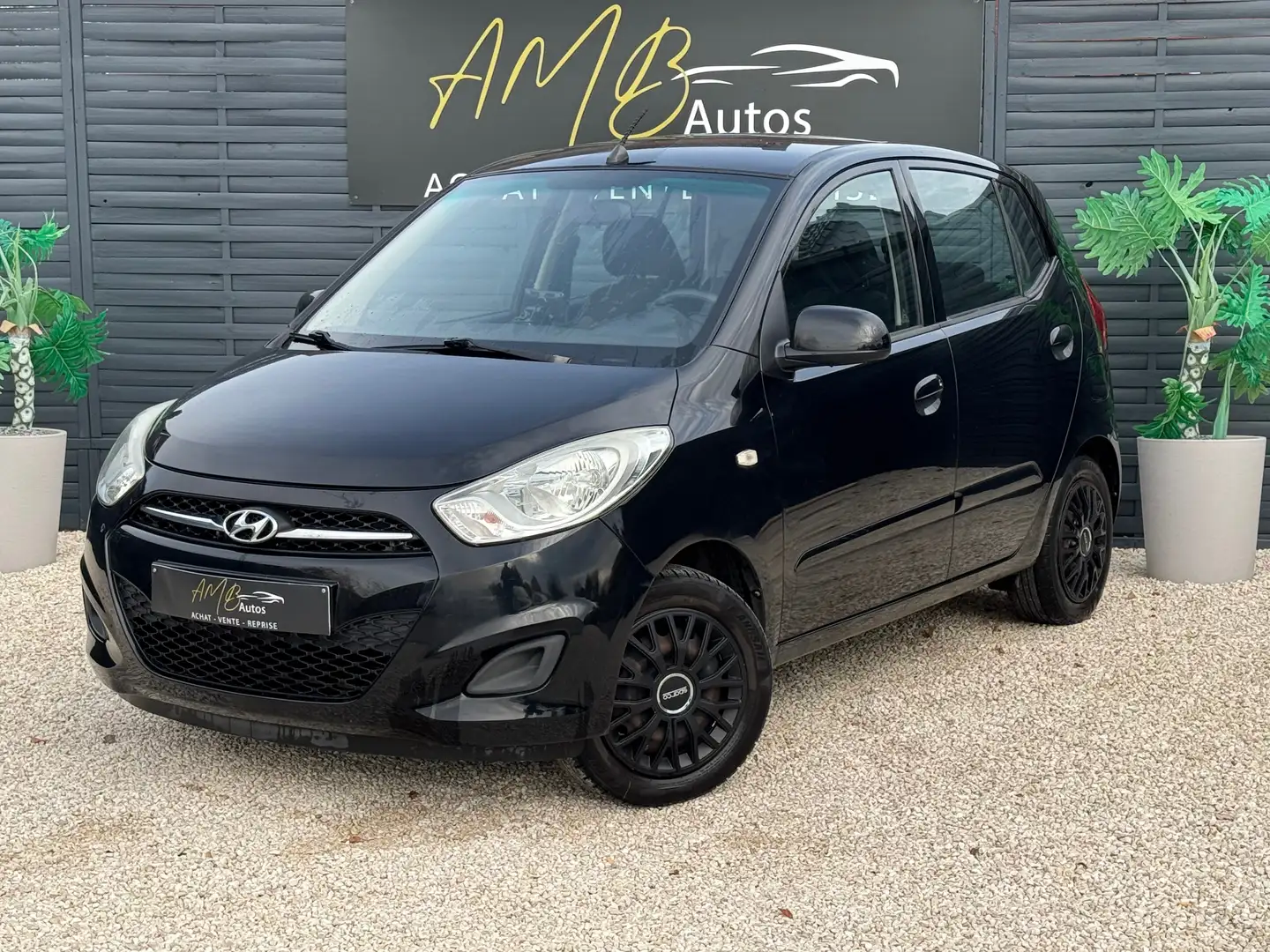 Hyundai i10 1.1i */* BOITE AUTO+CAMERA+CLIM */* Zwart - 1