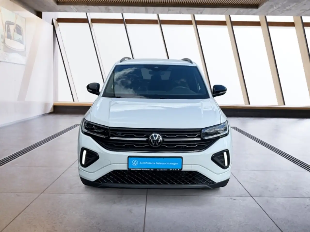 Volkswagen T-Cross 1.5TSI DSG R-LINE IQ-LIGHT NAVI AHK 18'' ACC 2Z-KL 4
