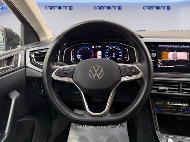 Volkswagen Polo view 14