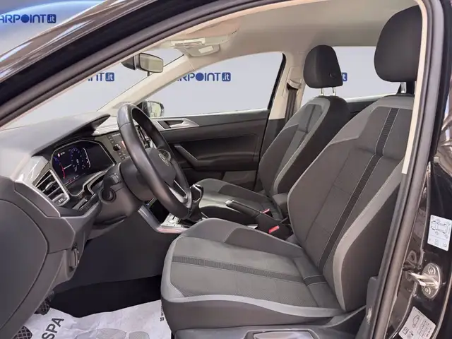Volkswagen Polo view 11