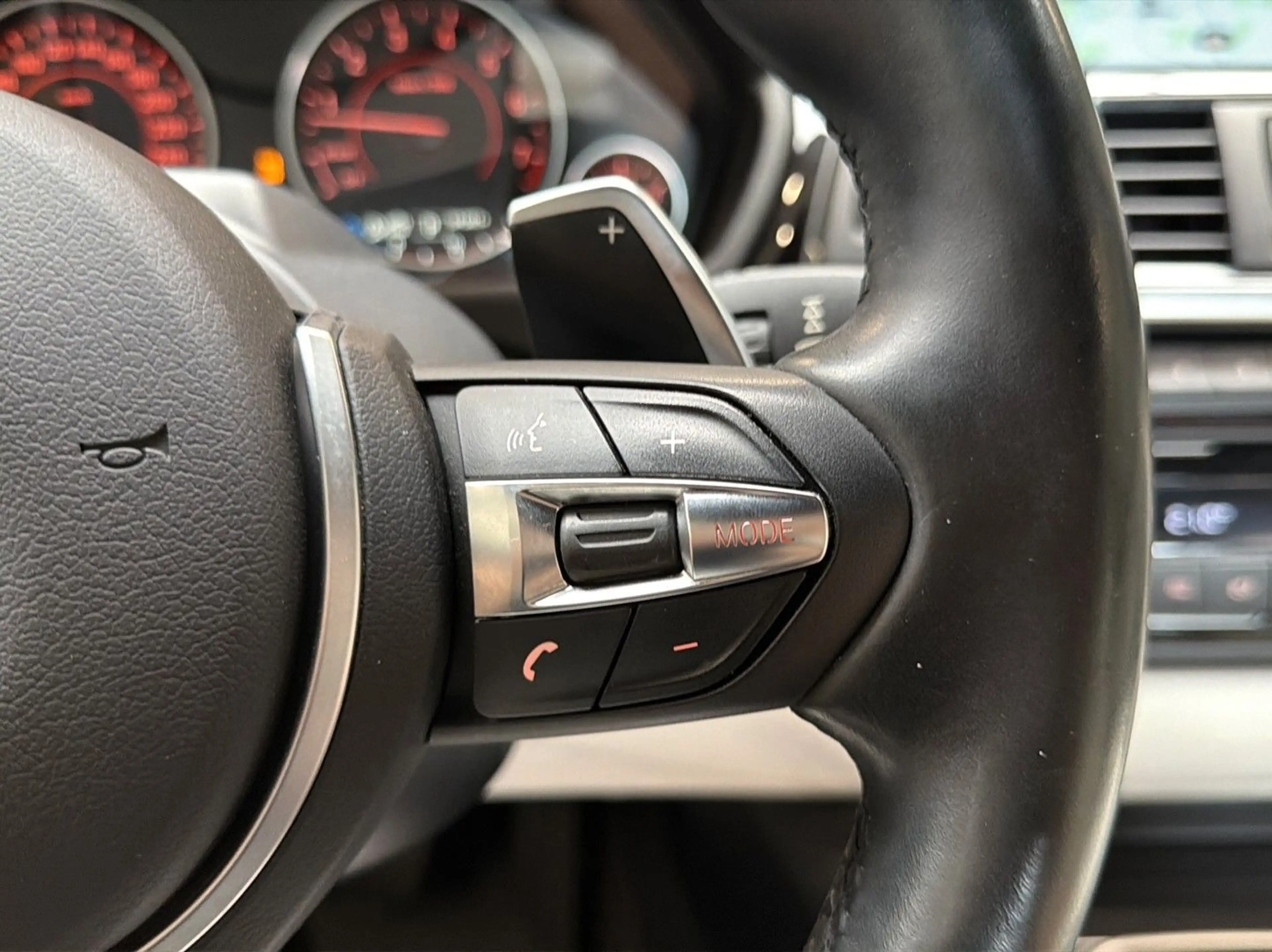 BMW 440 i Cabrio M-Sport LED H&K HUD RFK Individual — photo 20