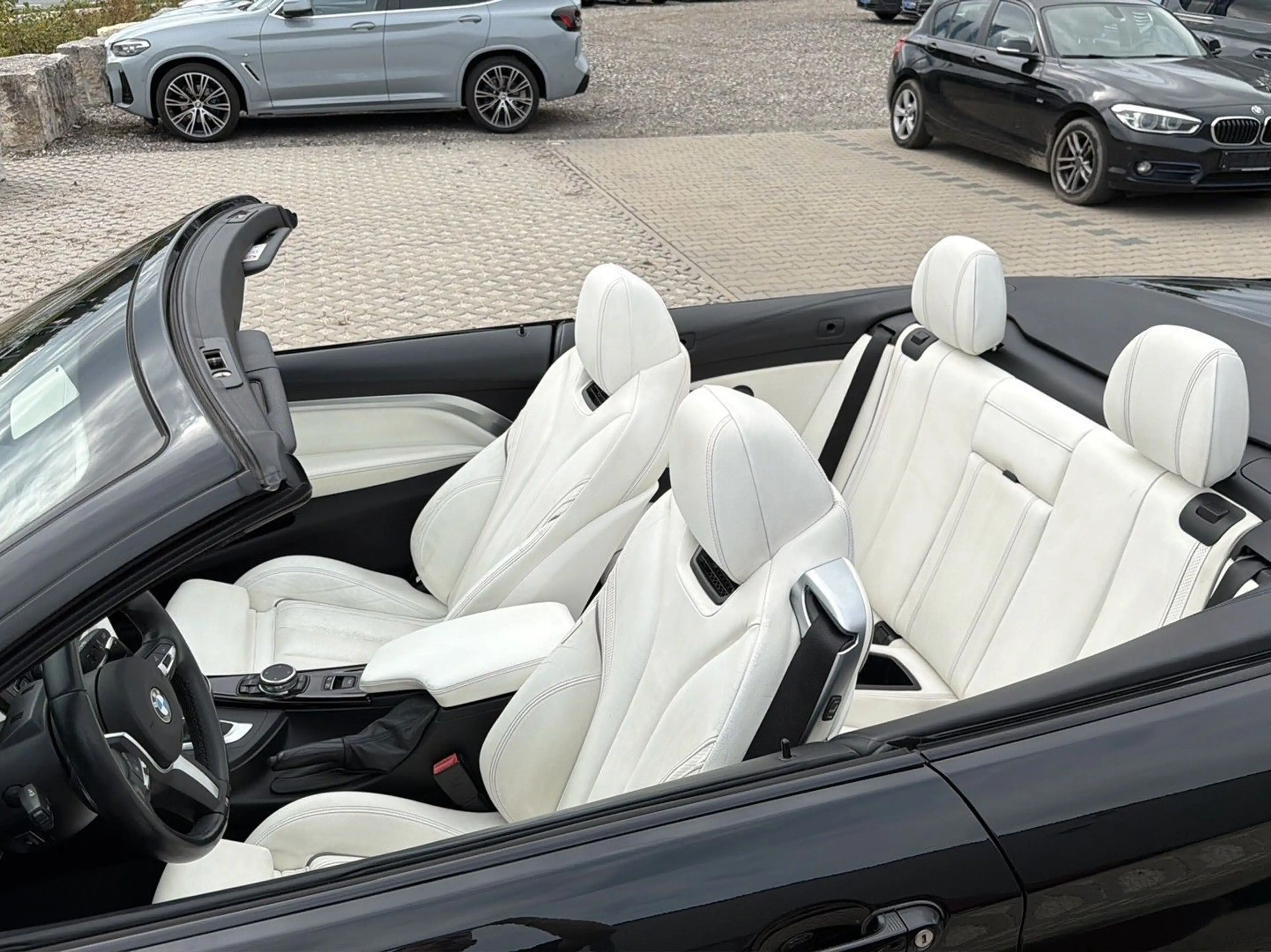 BMW 440 i Cabrio M-Sport LED H&K HUD RFK Individual — photo 10