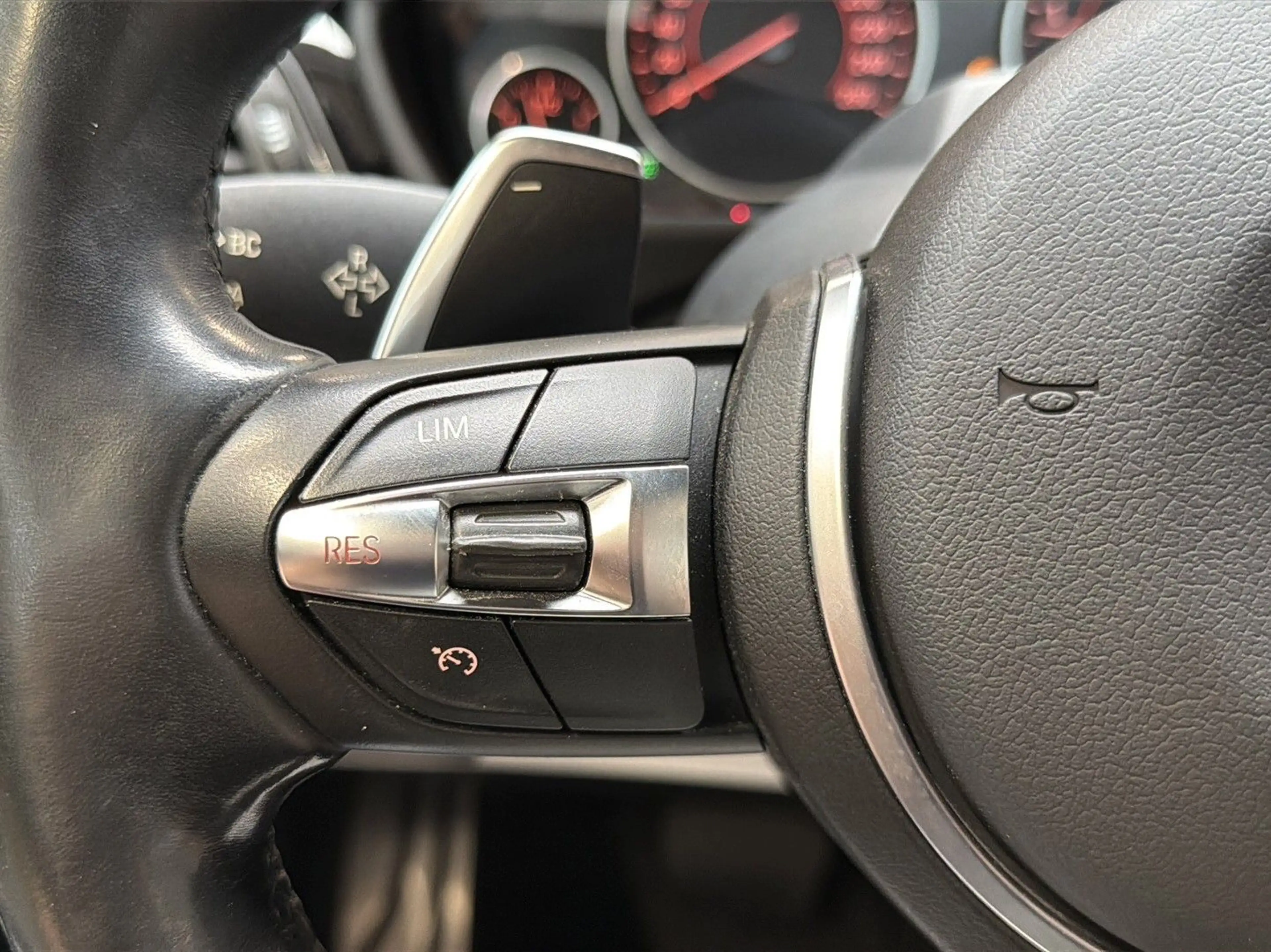 BMW 440 i Cabrio M-Sport LED H&K HUD RFK Individual — photo 19