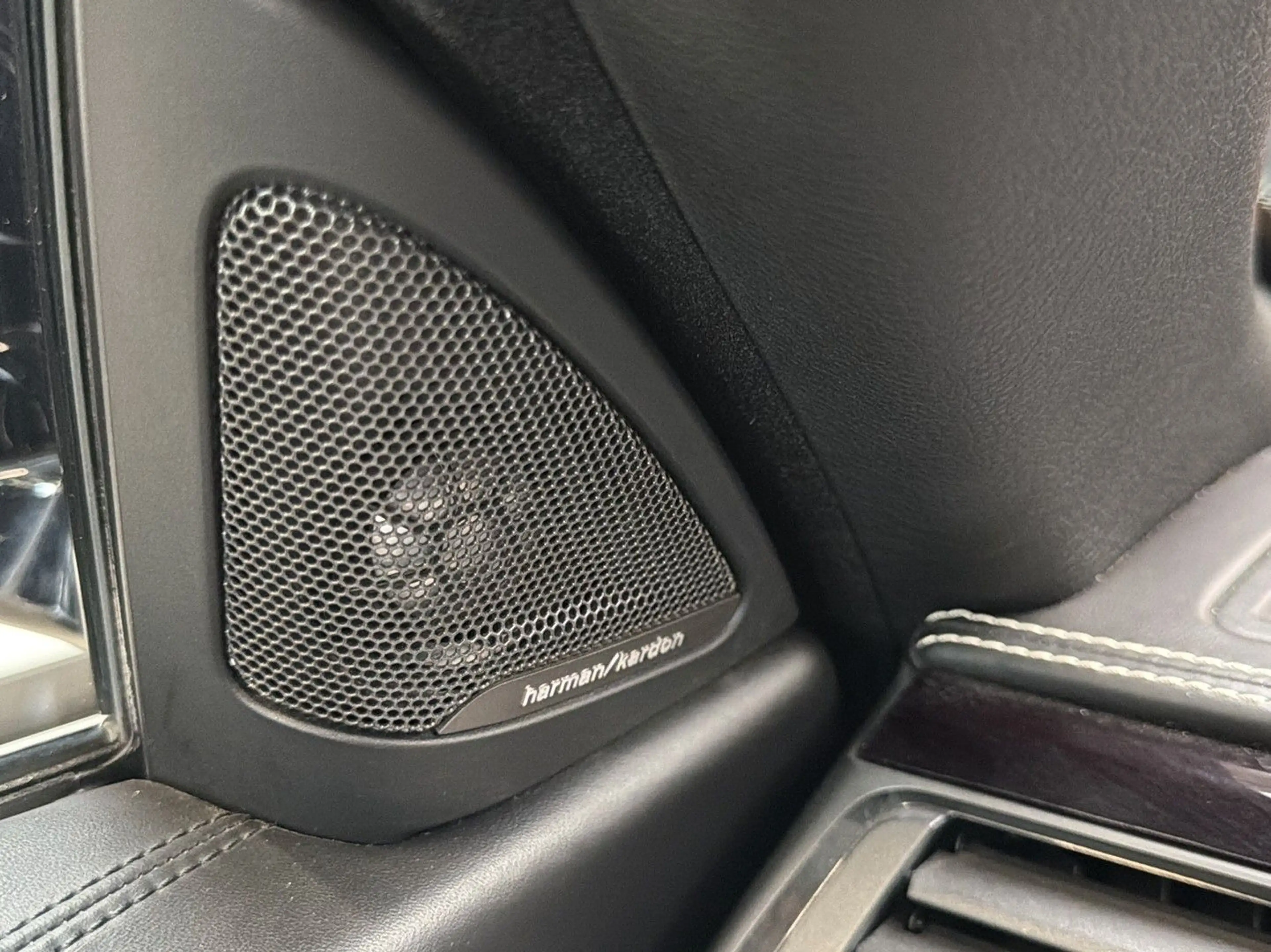 BMW 440 i Cabrio M-Sport LED H&K HUD RFK Individual — photo 24