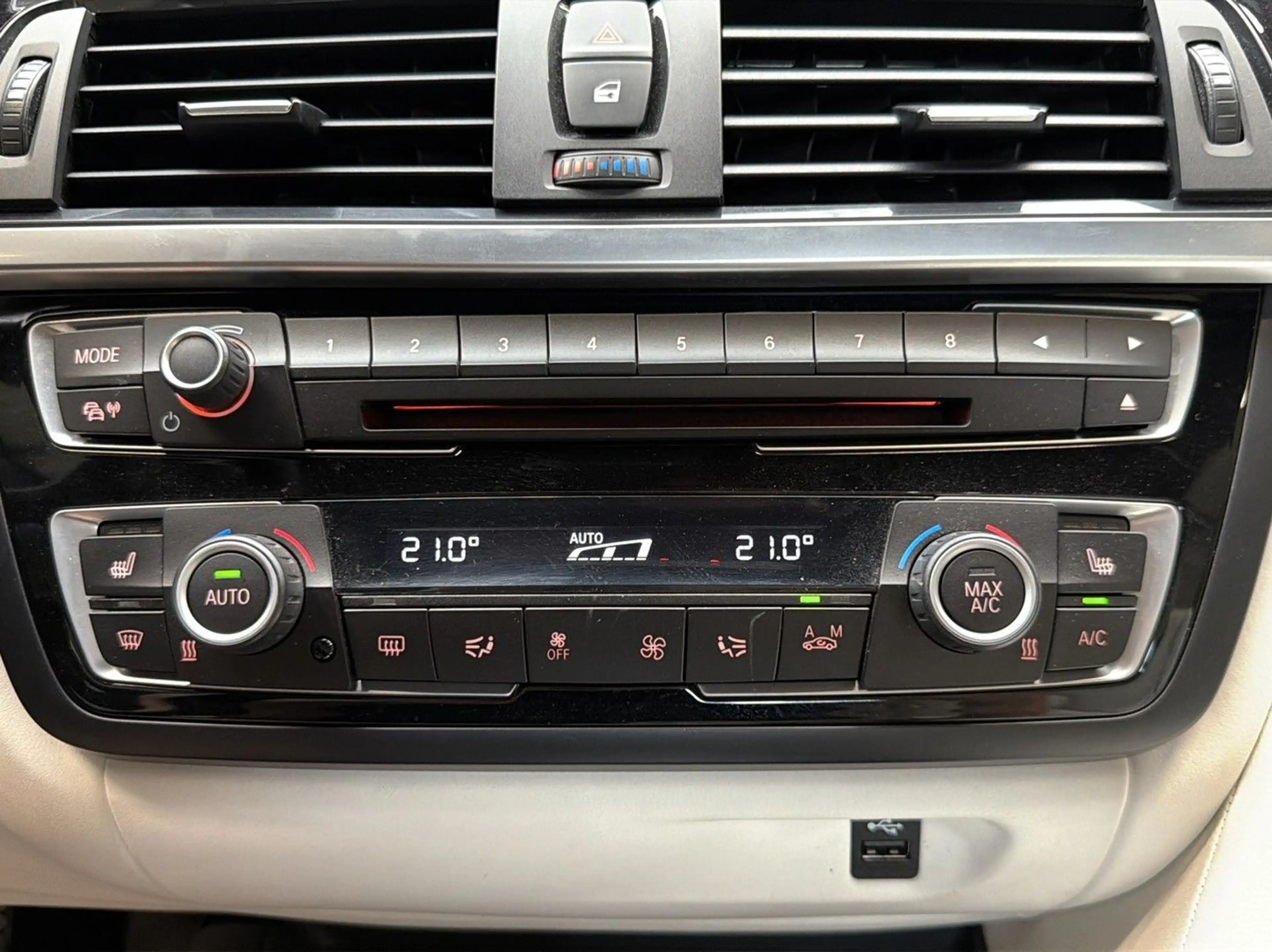 BMW 440 i Cabrio M-Sport LED H&K HUD RFK Individual — photo 27