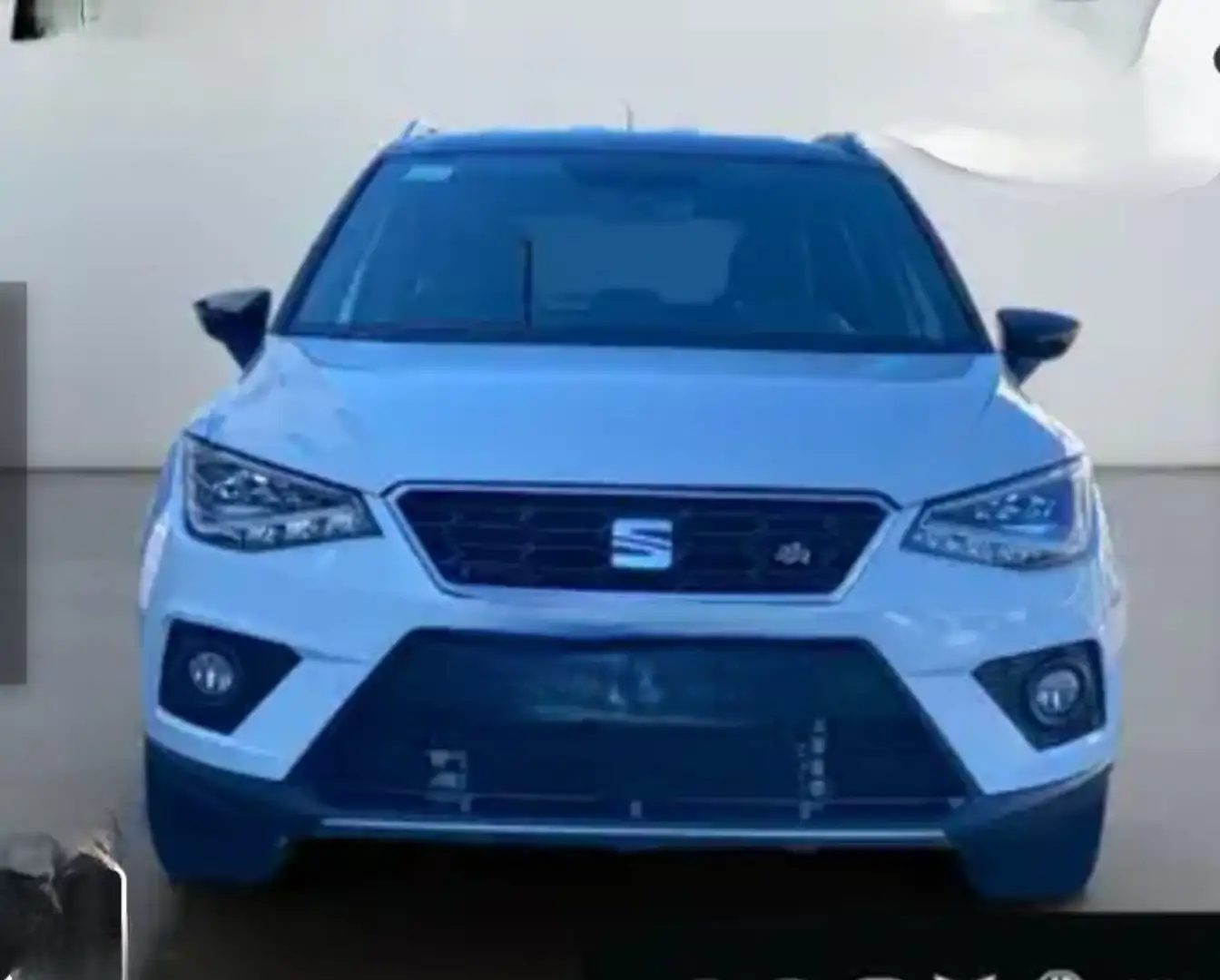 SEAT Arona Arona 1.0 tgi FR 90cv Bianco - 1