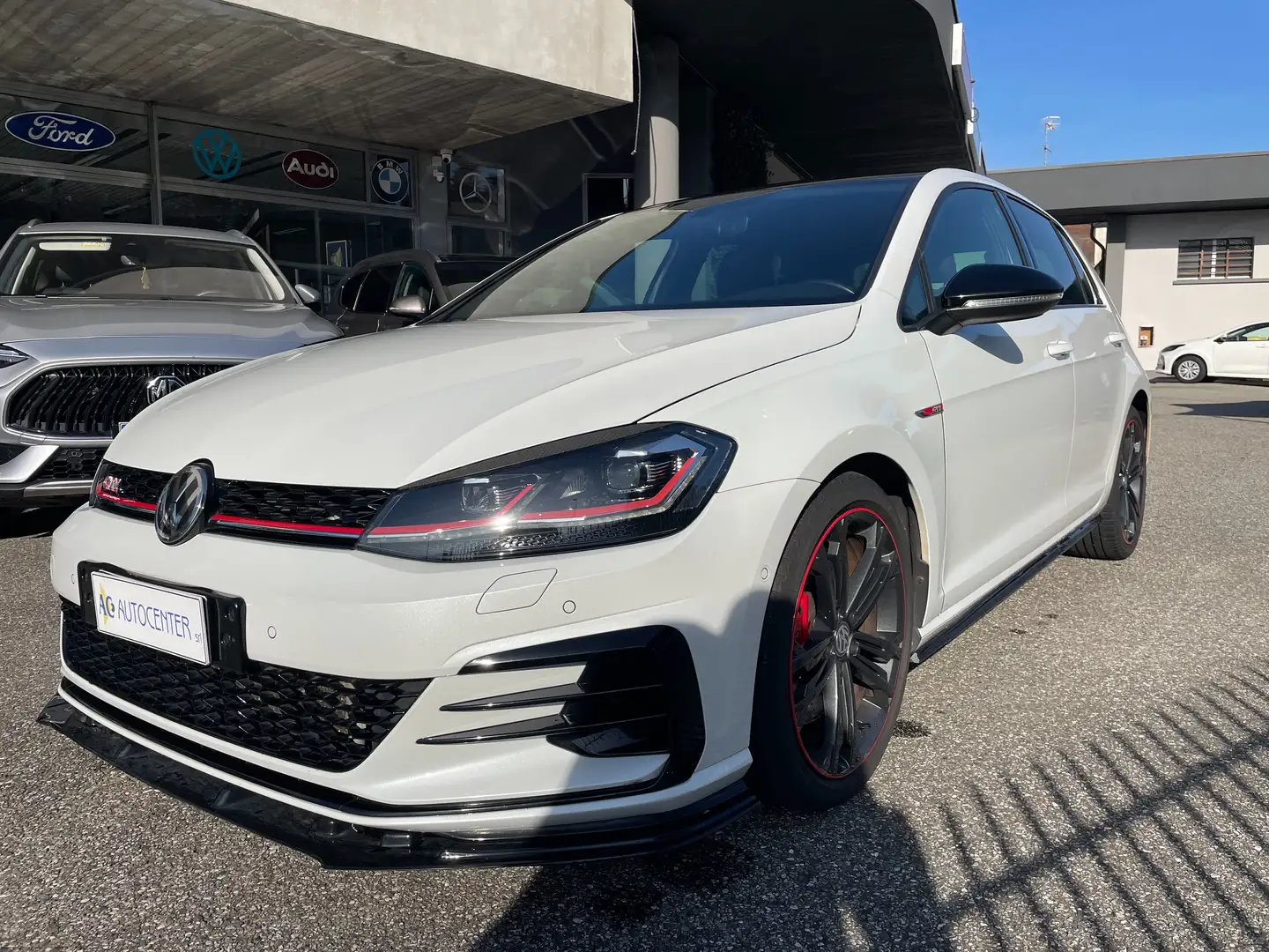 Volkswagen Golf GTI Golf VII 2017 5p 5p 2.0 tsi Performance 245cv dsg Bianco - 1
