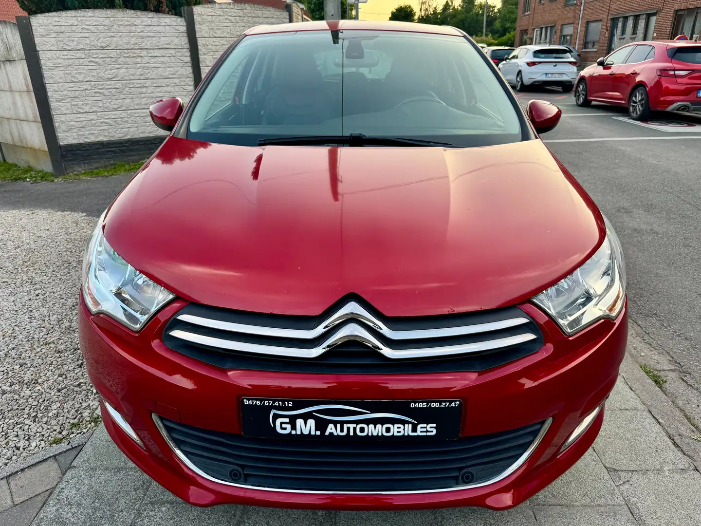 Citroen C4 1.2 Exclusive*CUIR*AIRCO*1ER PROP+CARNET*ETAT IMPC Rouge - 2