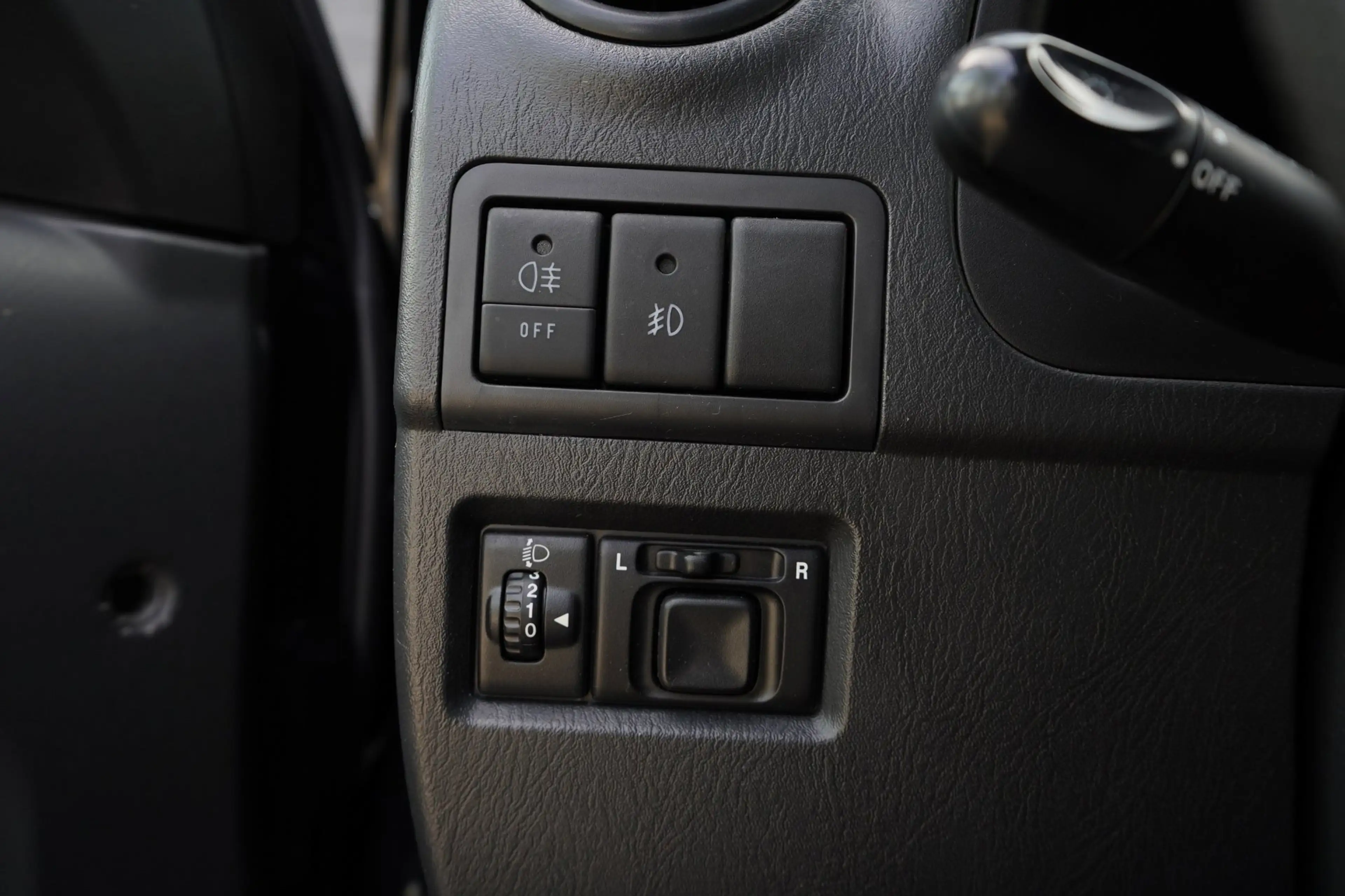 Suzuki Jimny 1.3 Exclusive 4WD, Leer, Airco, Stoelverwarming — photo 18