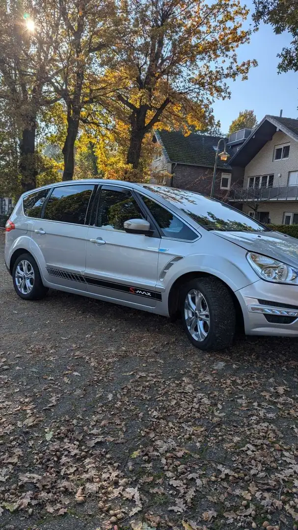 Ford S-Max 2.2 TDCi DPF Titanium - 2