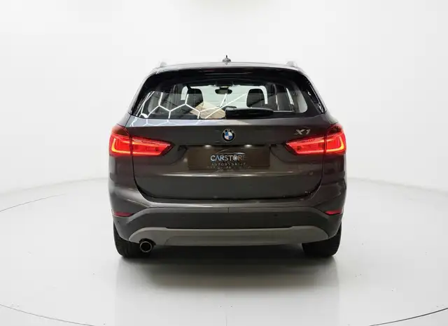 BMW X1 view 6