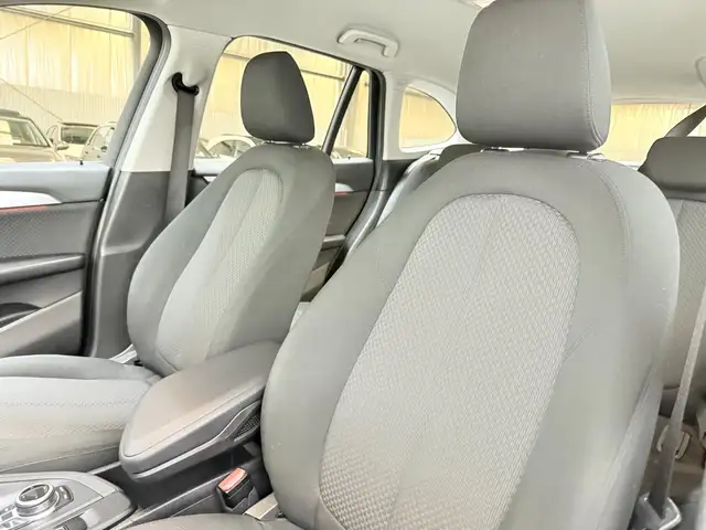 BMW X1 view 11